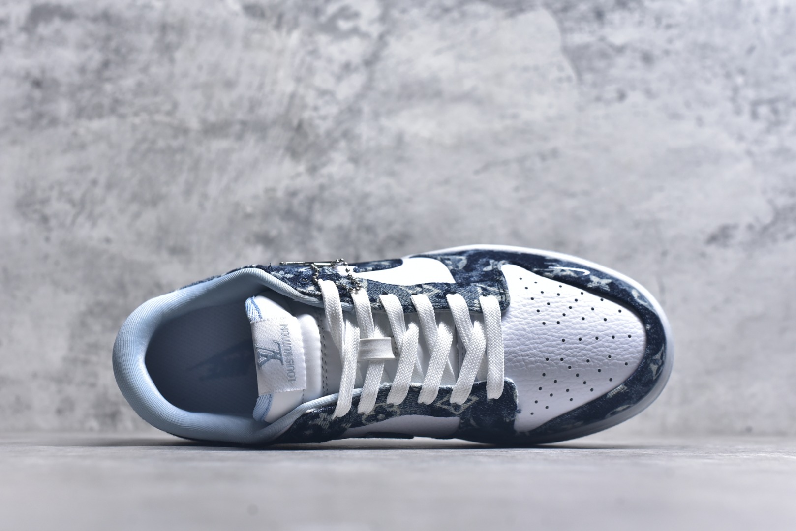 图片[4]-#Nike SB Dunk Low LV联名 扎染牛仔 周年高端定制 低帮休闲板鞋 SC0601-475 #定制鞋盒 大厂纯原品质出货 超高清洁度 皮料切割干净无任何毛边 细节完美 尺码：36 36.5 37.5 38 38.5 39 40 40.5 41 42 42.5 43 44 44.5 45 9.E5-选品中心