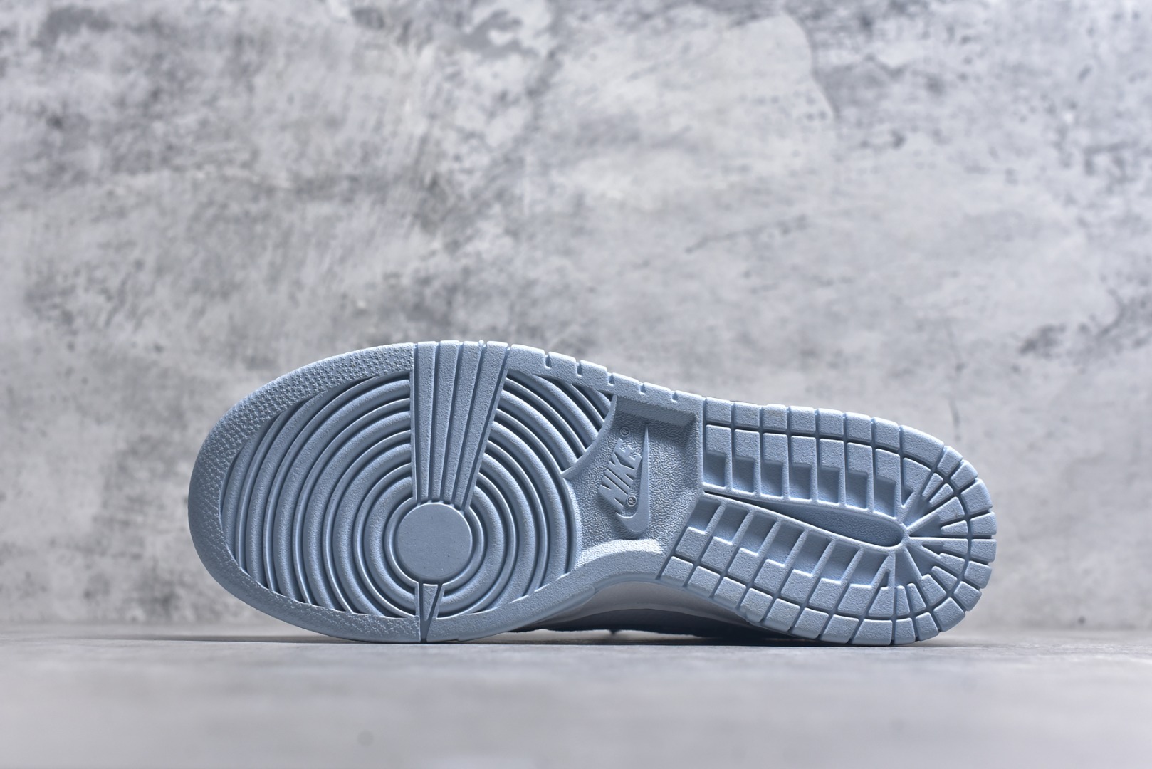 图片[6]-#Nike SB Dunk Low LV联名 扎染牛仔 周年高端定制 低帮休闲板鞋 SC0601-475 #定制鞋盒 大厂纯原品质出货 超高清洁度 皮料切割干净无任何毛边 细节完美 尺码：36 36.5 37.5 38 38.5 39 40 40.5 41 42 42.5 43 44 44.5 45 9.E5-选品中心