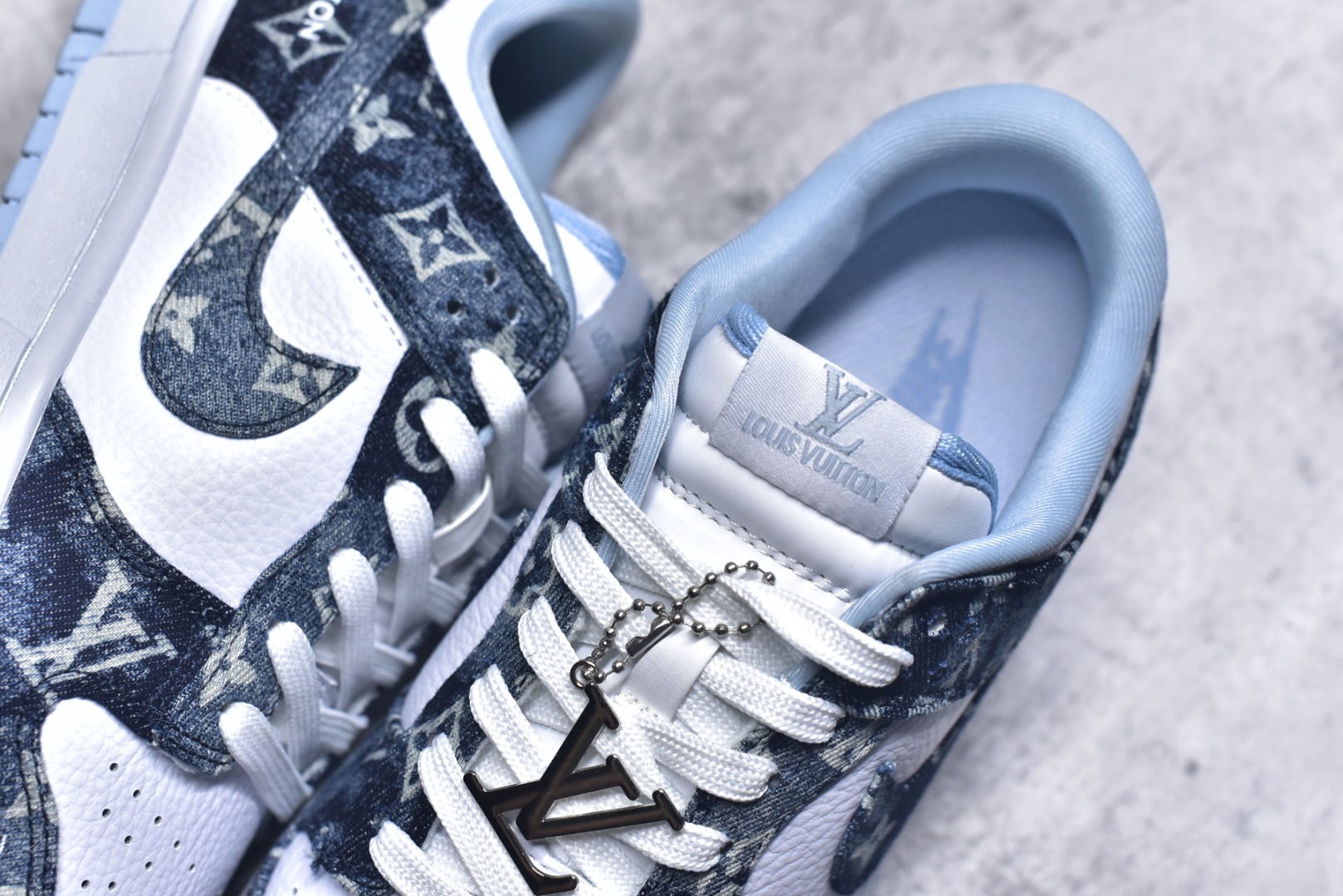 图片[9]-#Nike SB Dunk Low LV联名 扎染牛仔 周年高端定制 低帮休闲板鞋 SC0601-475 #定制鞋盒 大厂纯原品质出货 超高清洁度 皮料切割干净无任何毛边 细节完美 尺码：36 36.5 37.5 38 38.5 39 40 40.5 41 42 42.5 43 44 44.5 45 9.E5-选品中心