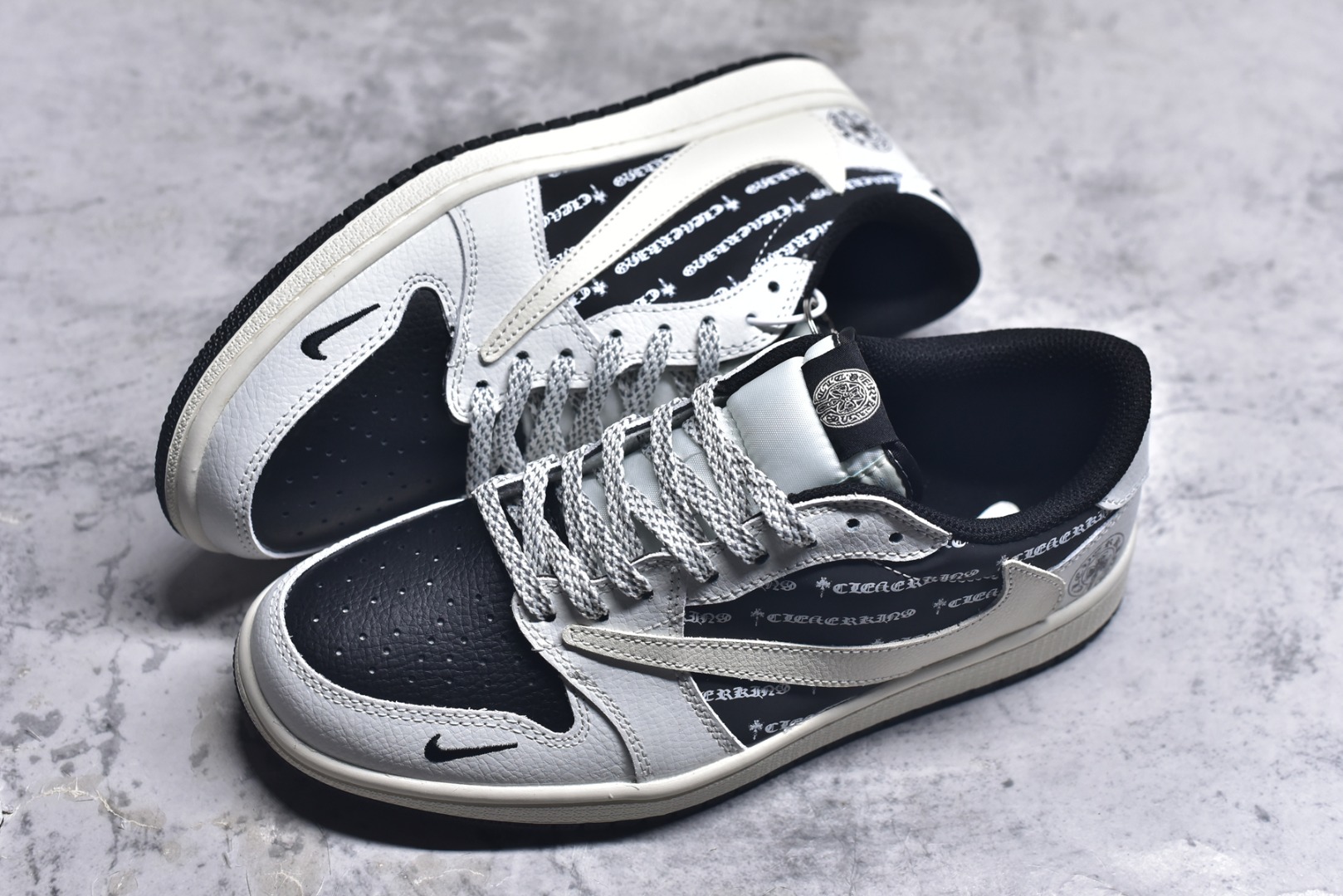 图片[7]-#海外爆款限量发售！ Travis Scott x Jordan 1 Low “克罗心联名——字母奶油米黑” 高端定制 乔丹倒勾低帮休闲板鞋 大厂纯原品质出货 纯正版型 定制鞋盒 皮料切割干净无任何毛边 细节完美 超高清洁度 货号：XB1979-023 尺码：36 36.5 37.5 38 38.5 39 40 40.5 41 42 42.5 43 44 44.5 45-选品中心