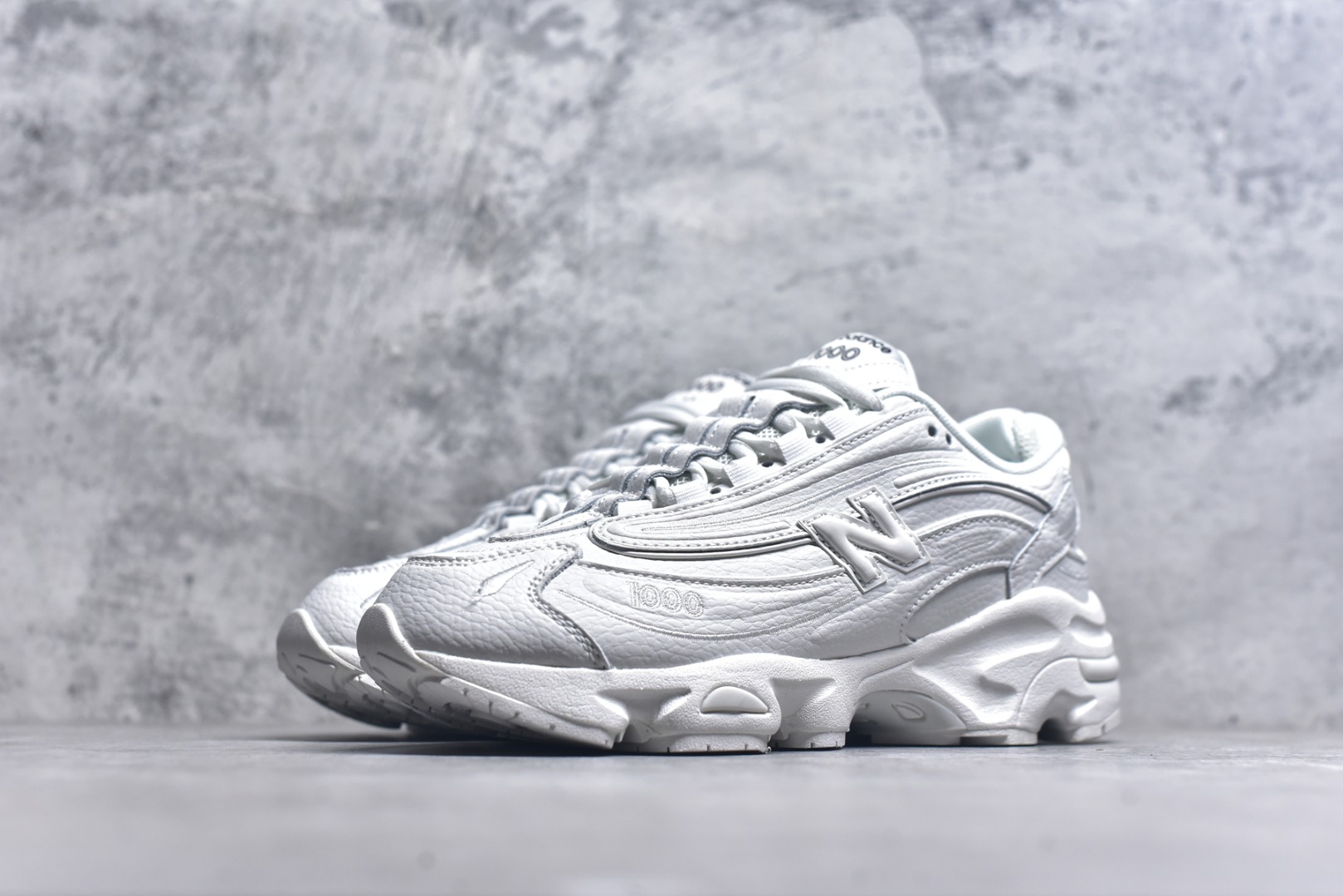 图片[2]-#NB 新百伦 New Balance 1000系列 复古老爹风低帮休闲运动跑步鞋 货号：M1000BW 小红书穿搭款式 原楦原纸版开发版型 原材料开发打造 市面最高版本 尺码：36 37 37.5 38 38.5 39 40 40.5 41 42 42.5 43 44 45 46.5-选品中心