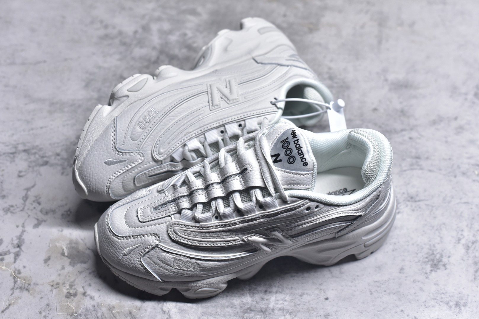 图片[7]-#NB 新百伦 New Balance 1000系列 复古老爹风低帮休闲运动跑步鞋 货号：M1000BW 小红书穿搭款式 原楦原纸版开发版型 原材料开发打造 市面最高版本 尺码：36 37 37.5 38 38.5 39 40 40.5 41 42 42.5 43 44 45 46.5-选品中心