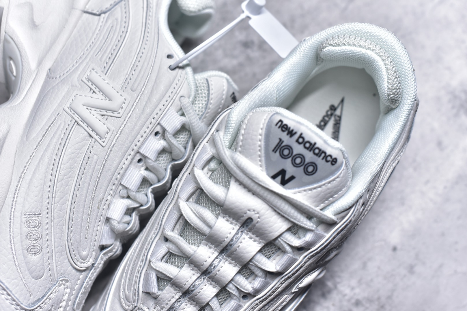 图片[9]-#NB 新百伦 New Balance 1000系列 复古老爹风低帮休闲运动跑步鞋 货号：M1000BW 小红书穿搭款式 原楦原纸版开发版型 原材料开发打造 市面最高版本 尺码：36 37 37.5 38 38.5 39 40 40.5 41 42 42.5 43 44 45 46.5-选品中心