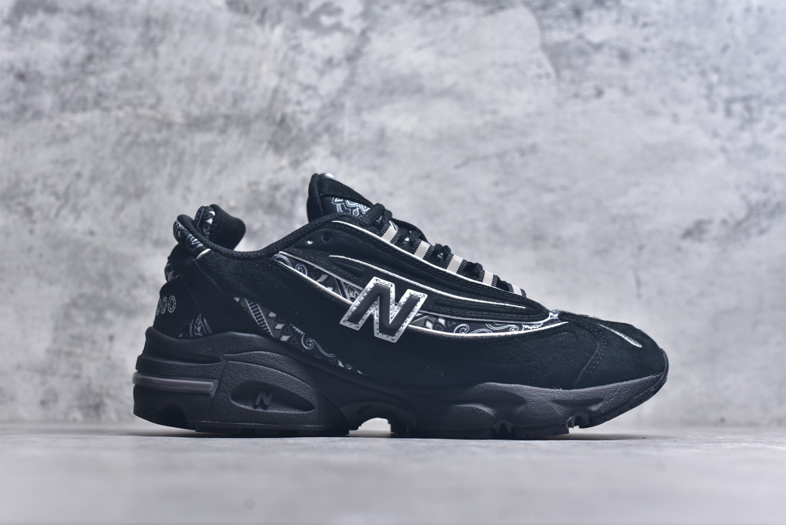 图片[3]-#NB 新百伦 New Balance 1000系列 复古老爹风低帮休闲运动跑步鞋 货号：M1000AP 小红书穿搭款式 原楦原纸版开发版型 原材料开发打造 市面最高版本 尺码：36 37 37.5 38 38.5 39 40 40.5 41 42 42.5 43 44 45 46.5-选品中心