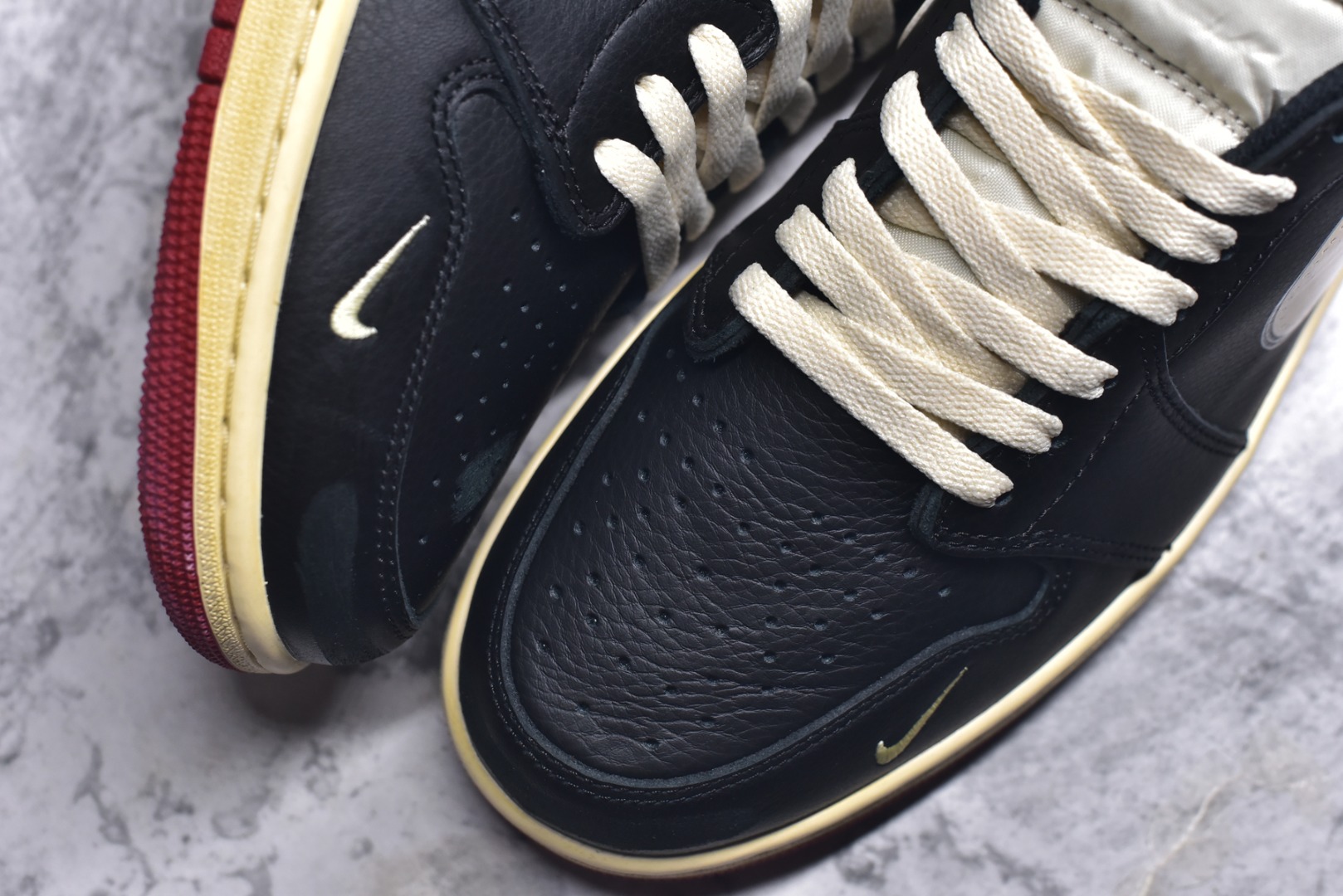 图片[8]-#Nigel Sylvester x Jordan Air Jordan 1 Low OG Nitro \”Better With Time\” 联名款 低帮休闲板鞋 黑白红 货号： IB8958-001 尺码：40 40.5 41 42 42.5 43 44 44.5 45 46 47.5 国内一线头部知名大厂出品 高端外贸零售专供品质 原鞋原楦头纸板开发 原厂防尘纸 极致一眼正品既视感-选品中心