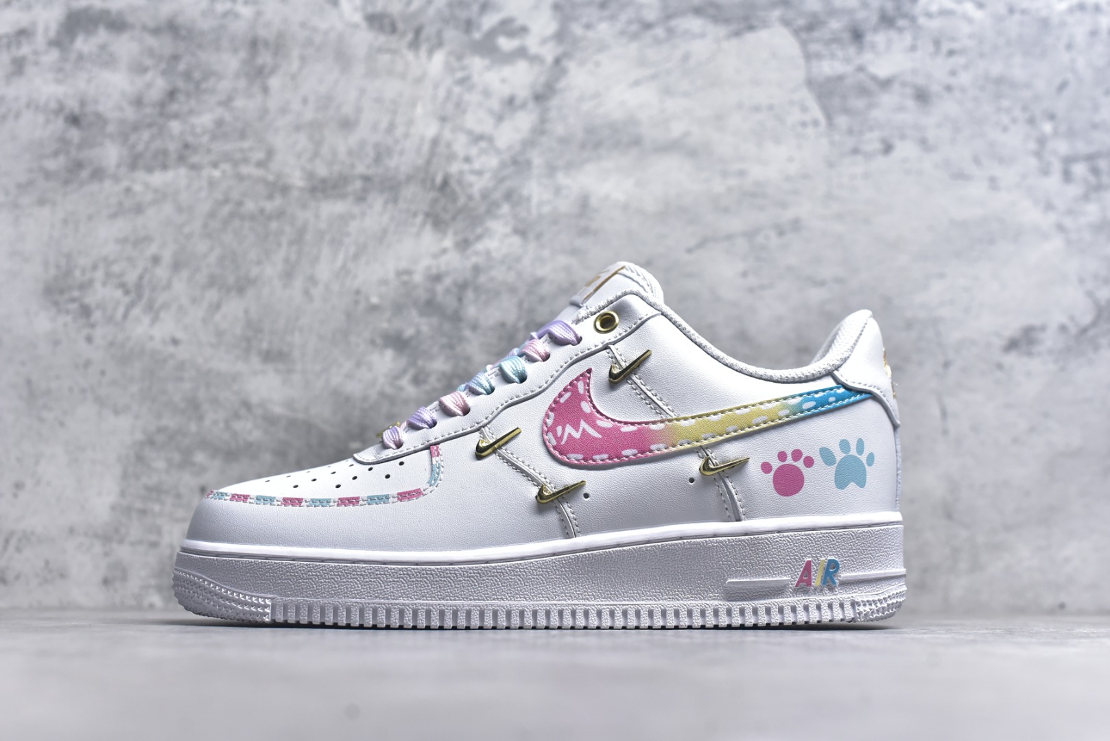 #Nike Air Force 1\'07 Low 四勾彩虹蛋糕 空军一号低帮休闲板鞋 ZH0316-115 #定制皮料 定制鞋盒 原楦原纸板 纯正空军版型 内置全掌气垫 尺码：36 36.5 37.5 38 38.5 39 40 40.5 41 42 42.5 43 44 44.5 45 9.D4-选品中心