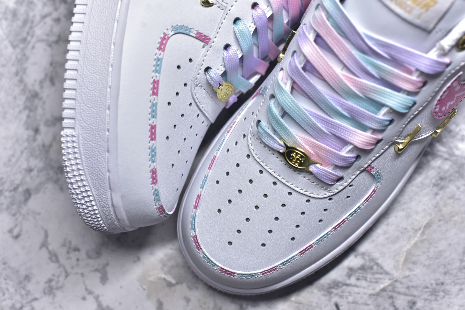 图片[8]-#Nike Air Force 1\’07 Low 四勾彩虹蛋糕 空军一号低帮休闲板鞋 ZH0316-115 #定制皮料 定制鞋盒 原楦原纸板 纯正空军版型 内置全掌气垫 尺码：36 36.5 37.5 38 38.5 39 40 40.5 41 42 42.5 43 44 44.5 45 9.D4-选品中心