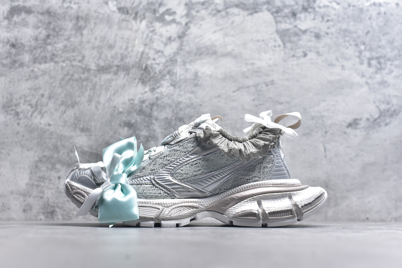 #巴黎世家/Balenciaga 3XL Worn-Out 10代系列老爹运动鞋，做旧蕾丝蝴蝶结 832994 WTSAX 0210，4844xj 尺码：35-46-选品中心