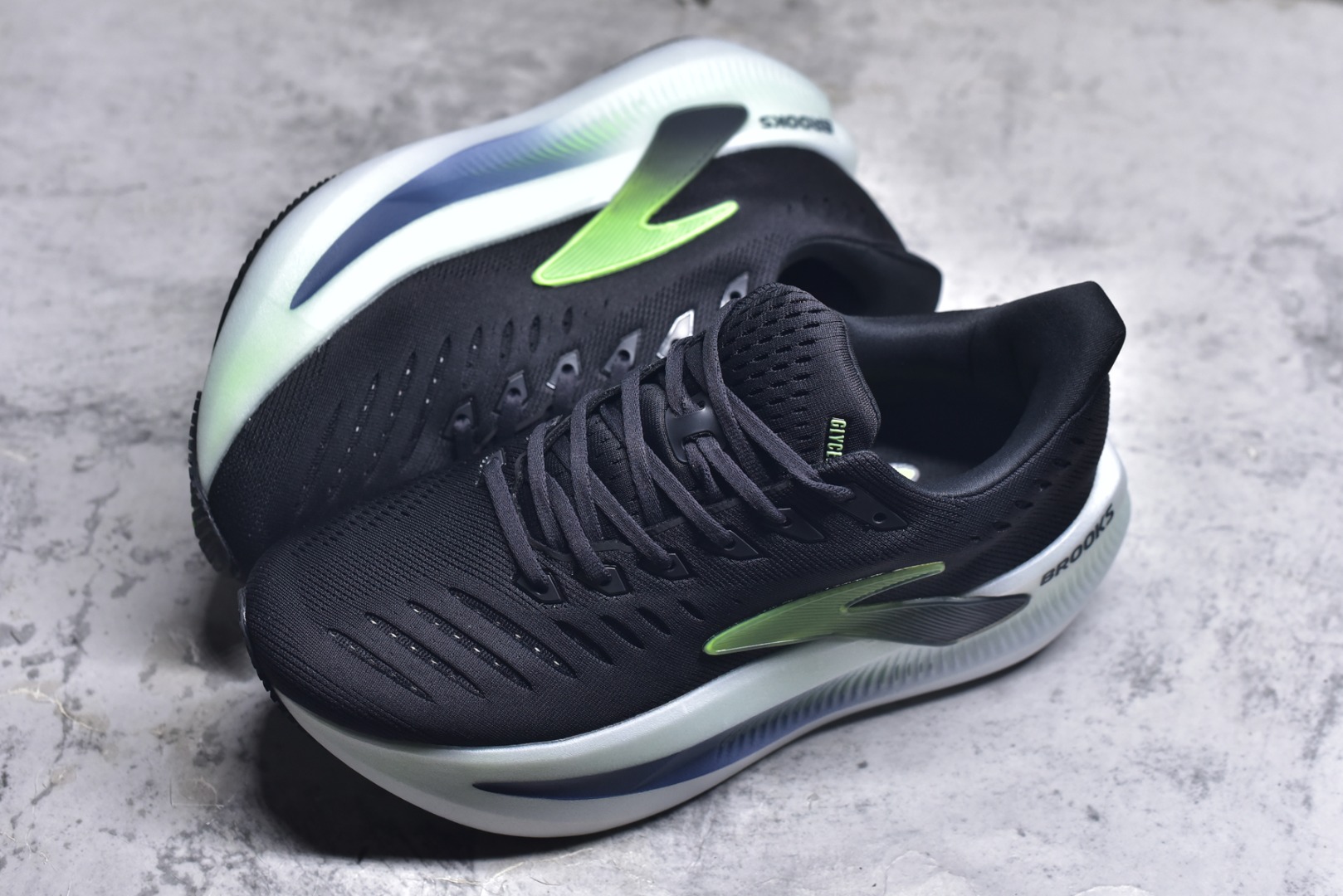 图片[7]-#Brooks布鲁克斯 Glycerin max 舒适简约防滑耐磨 低帮跑步鞋 实拍调校N版已经零色差零失真 百分百还原实物色彩所见即所得 不存在货不对板色差等低级问题 选购参考实物拍摄 不混卖不参货 只用心做好货严格选品 承诺混一赔十 尺码：36 36.5 37.5 38 38.5 39 40 40.5 41 42 42.5 43 44 44.5 45-选品中心