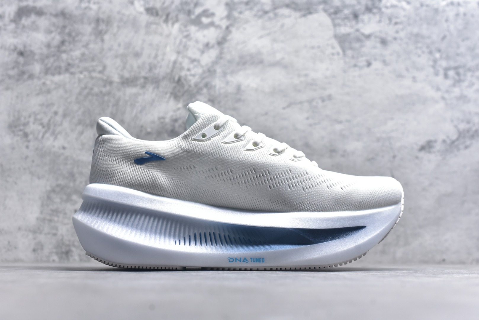 图片[3]-#Brooks布鲁克斯 Glycerin max 舒适简约防滑耐磨 低帮跑步鞋 实拍调校N版已经零色差零失真 百分百还原实物色彩所见即所得 不存在货不对板色差等低级问题 选购参考实物拍摄 不混卖不参货 只用心做好货严格选品 承诺混一赔十 尺码：36 36.5 37.5 38 38.5 39 40 40.5 41 42 42.5 43 44 44.5 45-选品中心