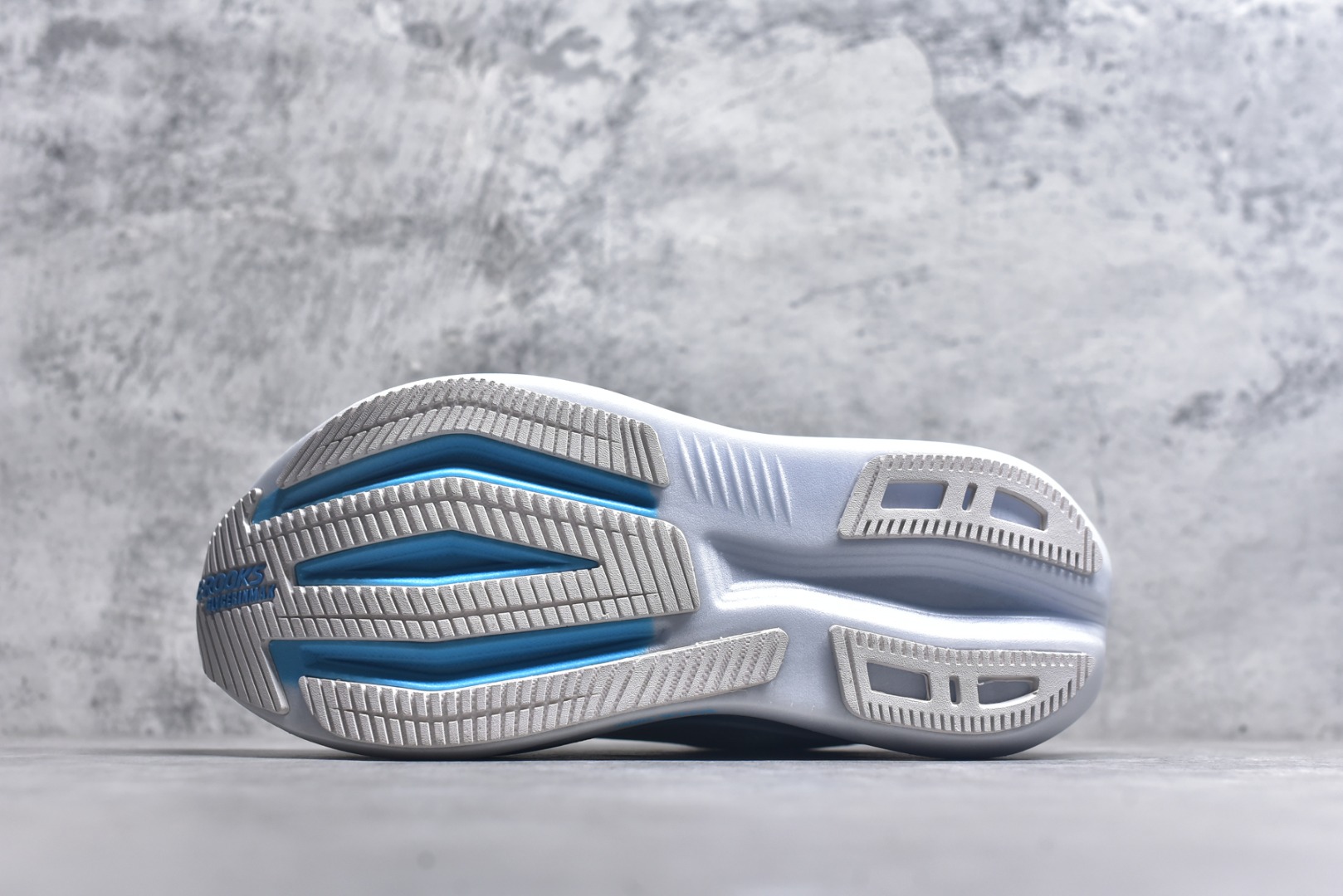 图片[6]-#Brooks布鲁克斯 Glycerin max 舒适简约防滑耐磨 低帮跑步鞋 实拍调校N版已经零色差零失真 百分百还原实物色彩所见即所得 不存在货不对板色差等低级问题 选购参考实物拍摄 不混卖不参货 只用心做好货严格选品 承诺混一赔十 尺码：36 36.5 37.5 38 38.5 39 40 40.5 41 42 42.5 43 44 44.5 45-选品中心