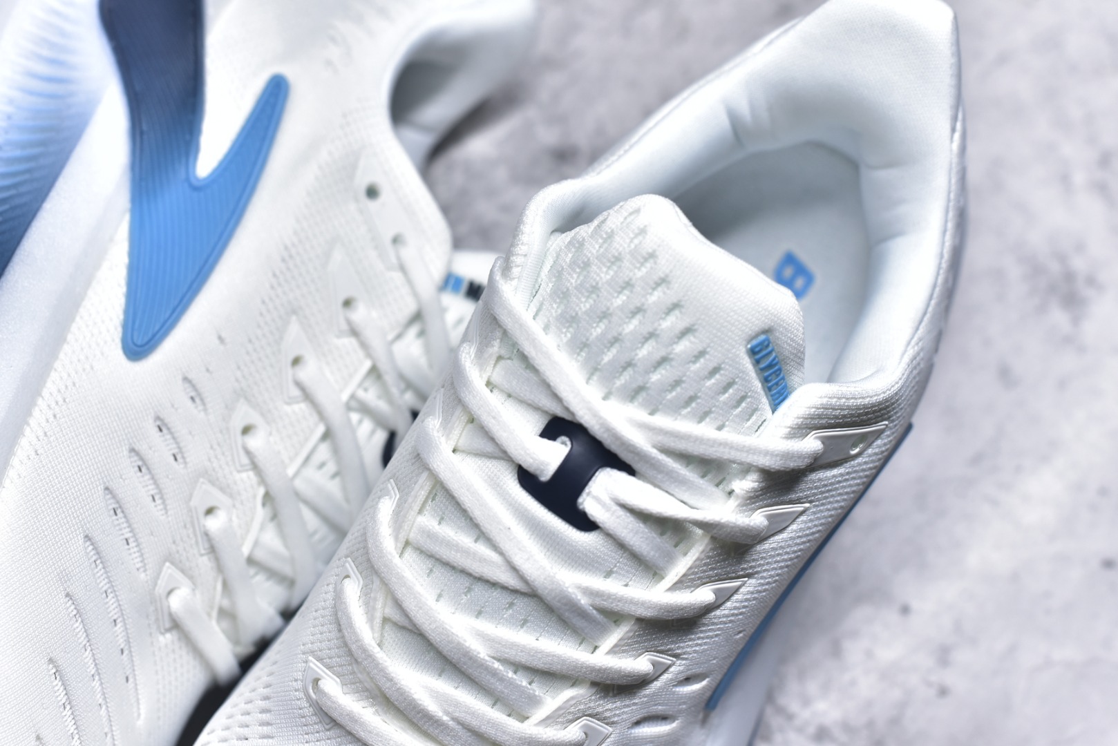 图片[9]-#Brooks布鲁克斯 Glycerin max 舒适简约防滑耐磨 低帮跑步鞋 实拍调校N版已经零色差零失真 百分百还原实物色彩所见即所得 不存在货不对板色差等低级问题 选购参考实物拍摄 不混卖不参货 只用心做好货严格选品 承诺混一赔十 尺码：36 36.5 37.5 38 38.5 39 40 40.5 41 42 42.5 43 44 44.5 45-选品中心