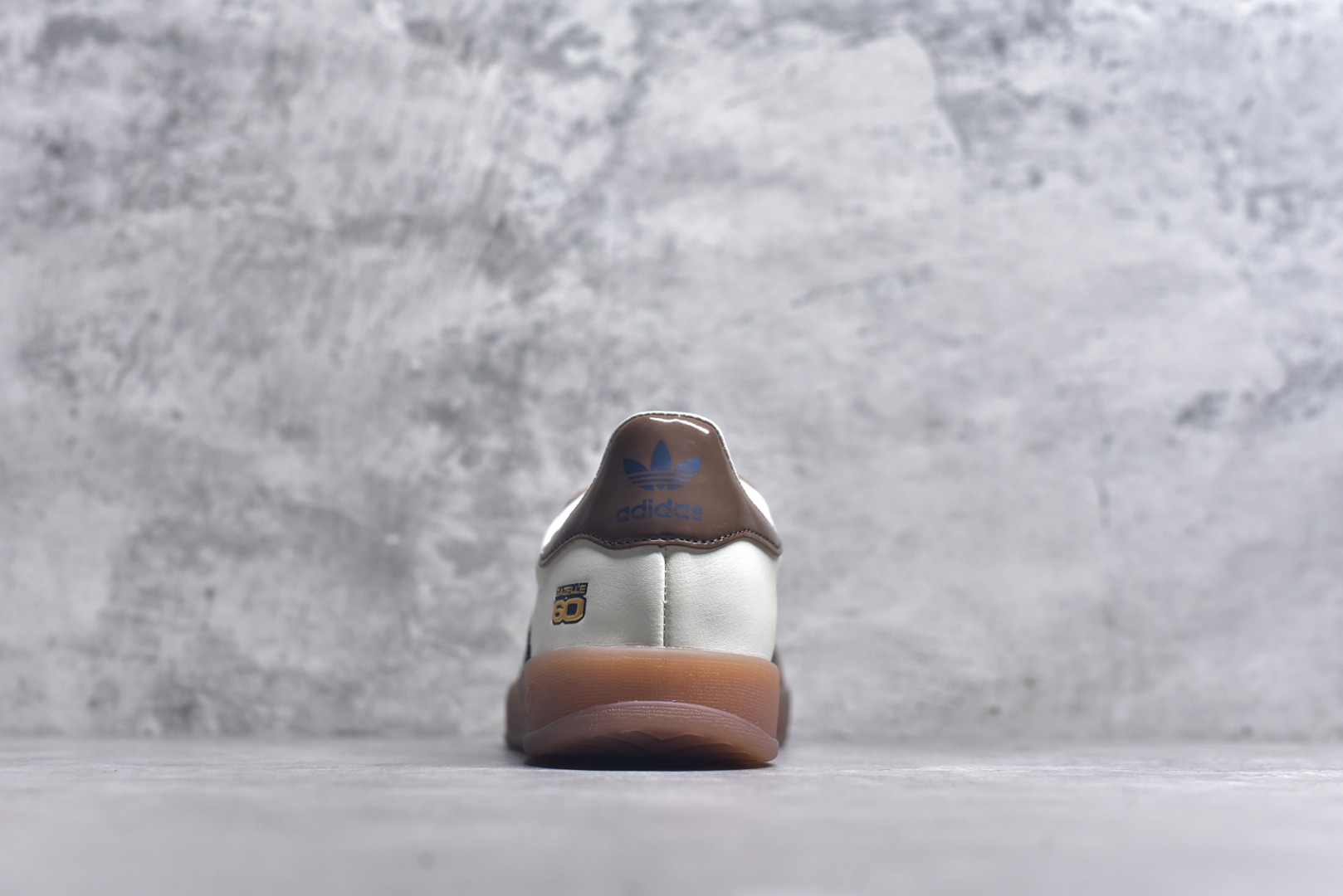 图片[5]-#AD 阿迪 Gazelle Indoor \”60th\” 低帮运动休闲板鞋 JP9221 尺码：35.5 36 36.5 37 38 38.5 39 40 40.5 41 42 42.5 43 44 44.5 45-选品中心