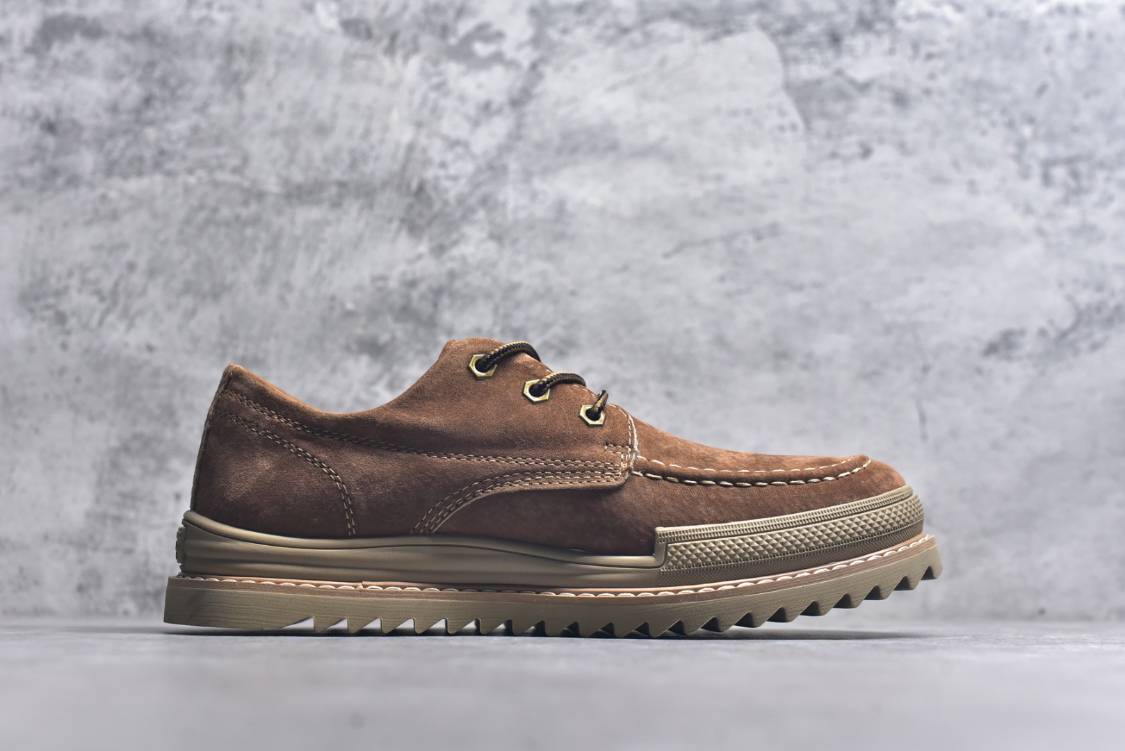 图片[3]-#秋冬新款CAT硬汉推土机品牌·卡特Tramp Hike Low款户外休闲低帮男鞋广东中山代工厂原产楦型 台产耐磨麂皮材质 手工马克线固特异缝制工艺 轻量柔韧橡胶防滑大底 正确原盒包装吊牌 完全还原ZP工艺 徒步旅行者百搭休闲旅游休闲鞋 尺码：39 40 41 42 43 44（皮鞋码）-选品中心