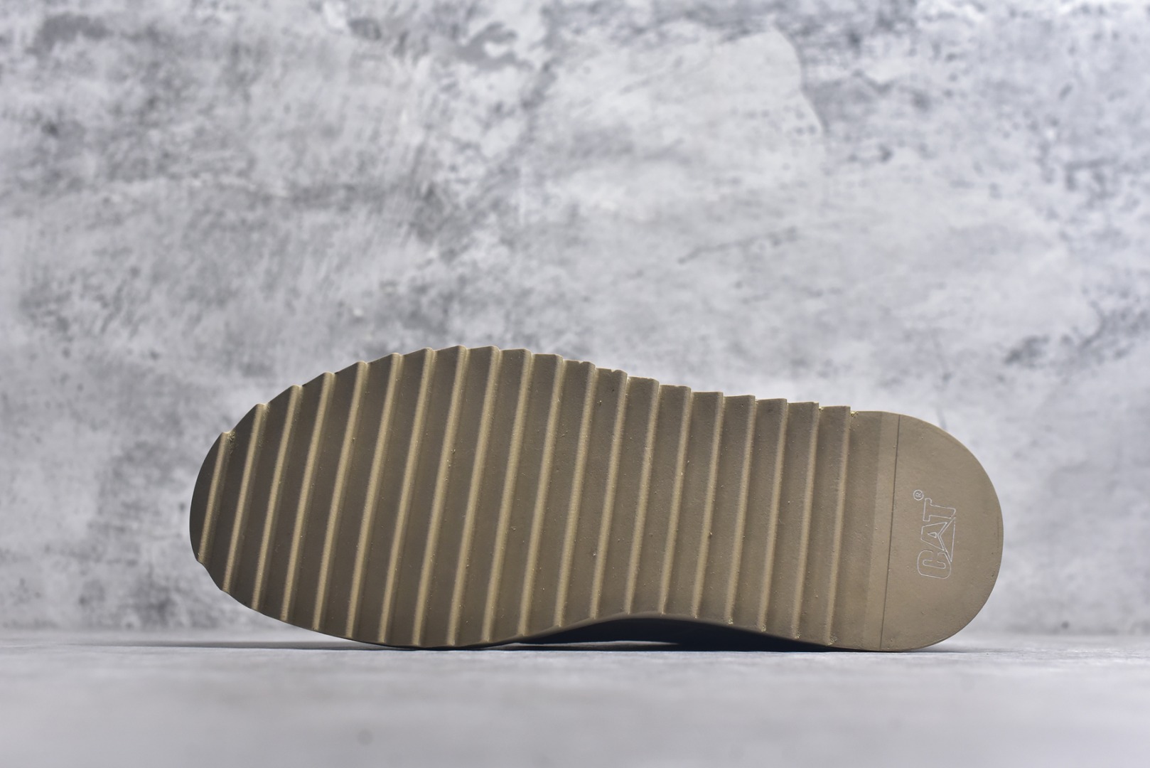 图片[6]-#秋冬新款CAT硬汉推土机品牌·卡特Tramp Hike Low款户外休闲低帮男鞋广东中山代工厂原产楦型 台产耐磨麂皮材质 手工马克线固特异缝制工艺 轻量柔韧橡胶防滑大底 正确原盒包装吊牌 完全还原ZP工艺 徒步旅行者百搭休闲旅游休闲鞋 尺码：39 40 41 42 43 44（皮鞋码）-选品中心