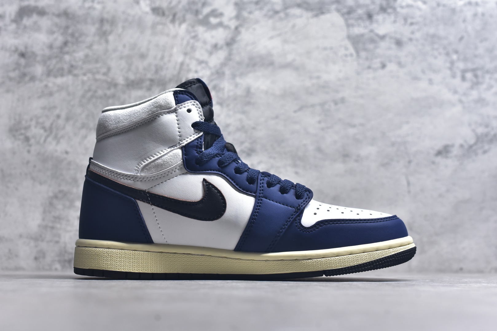 图片[3]-#乔丹 Air Jordan 1 Retro High AJ1乔丹一代高帮经典复古文化休闲运动篮球球555088-009 尺码36 36.5 37.5 38 38.5 39 40 40.5 41 42 42.5 43 44 45-选品中心