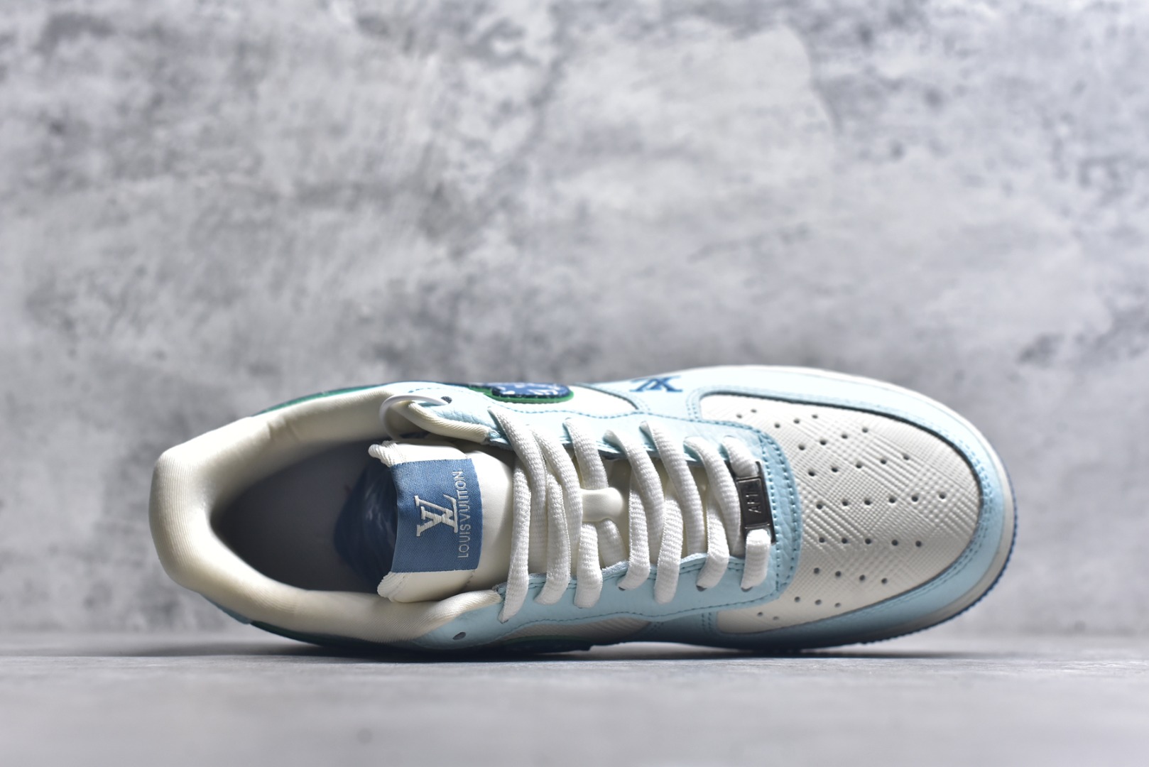 图片[4]-#Nike Air Force 1\’07 Low LV联名 白蓝 空军一号低帮休闲板鞋 YF9511-809 #原楦头原纸板 高端定制鞋盒 原厂鞋底 超高清洁度 细节完美 尺码：36 36.5 37.5 38 38.5 39 40 40.5 41 42 42.5 43 44 44.5 45 9.D4-选品中心