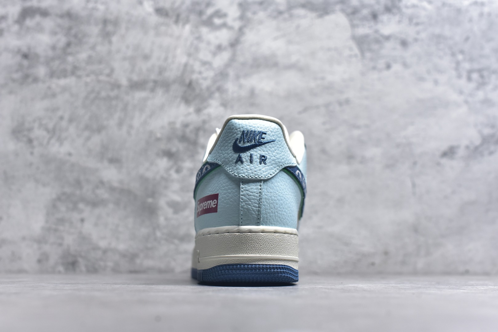 图片[5]-#Nike Air Force 1\’07 Low LV联名 白蓝 空军一号低帮休闲板鞋 YF9511-809 #原楦头原纸板 高端定制鞋盒 原厂鞋底 超高清洁度 细节完美 尺码：36 36.5 37.5 38 38.5 39 40 40.5 41 42 42.5 43 44 44.5 45 9.D4-选品中心