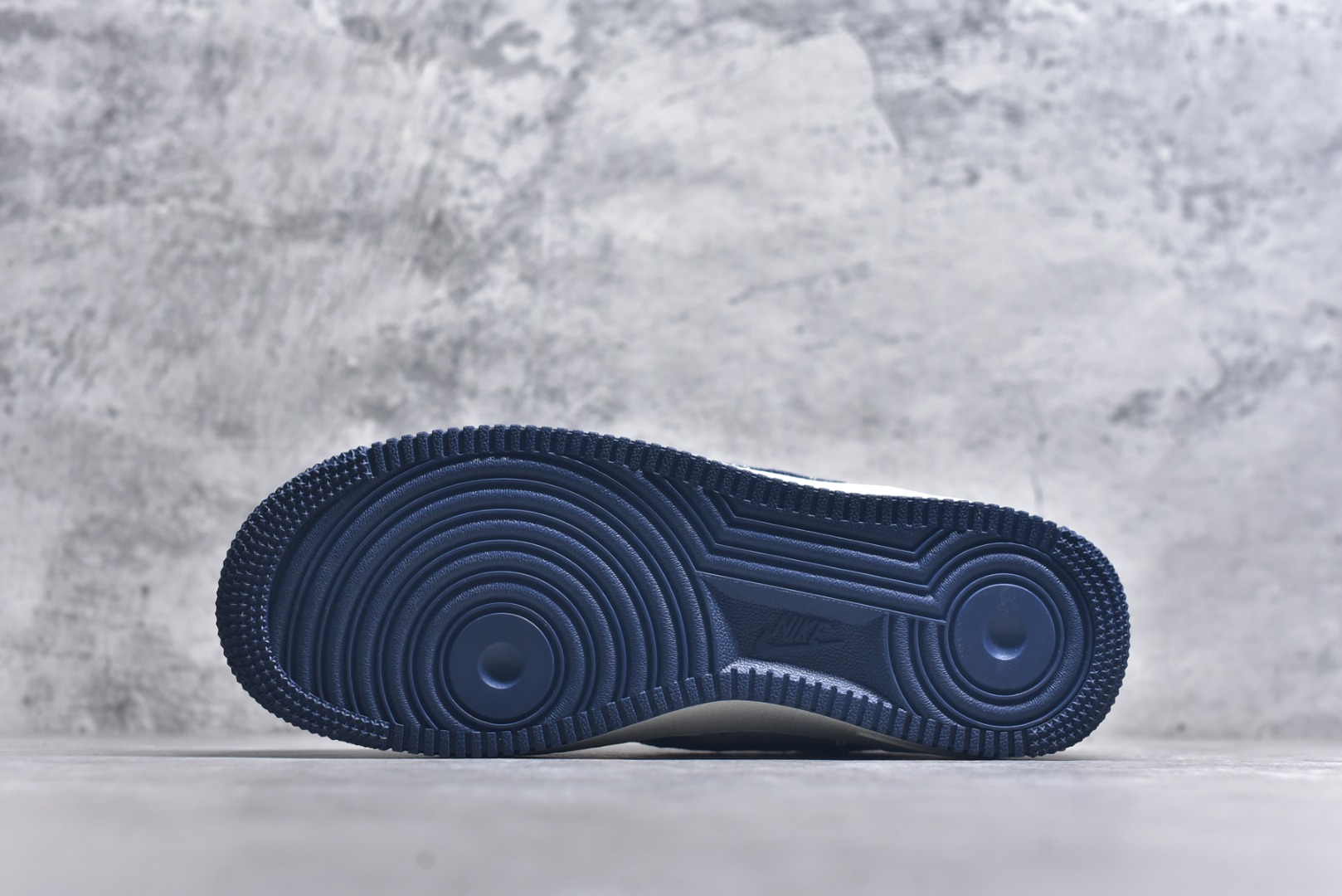 图片[6]-#Nike Air Force 1\’07 Low LV联名 白蓝 空军一号低帮休闲板鞋 YF9511-811 #原楦头原纸板 原装鞋盒 定制五金配件 内置全掌气垫 原厂鞋底 尺码：36 36.5 37.5 38 38.5 39 40 40.5 41 42 42.5 43 44 44.5 45 9.D4-选品中心