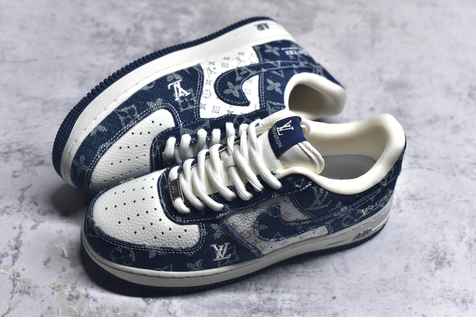 图片[7]-#Nike Air Force 1\’07 Low LV联名 白蓝 空军一号低帮休闲板鞋 YF9511-811 #原楦头原纸板 原装鞋盒 定制五金配件 内置全掌气垫 原厂鞋底 尺码：36 36.5 37.5 38 38.5 39 40 40.5 41 42 42.5 43 44 44.5 45 9.D4-选品中心