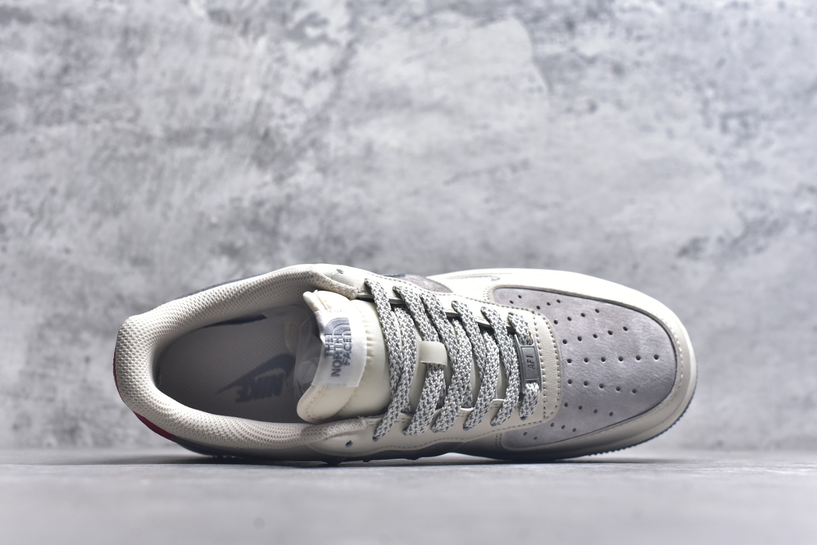 图片[4]-#Nk Air Force 1\’07 Low 北面联名 拼接猪八红尾 空军一号 低帮休闲板鞋 XZ6188-649 #原楦头原纸板 原装鞋盒 定制五金配件 内置全掌气垫 原厂鞋底 尺码：36 36.5 37.5 38 38.5 39 40 40.5 41 42 42.5 43 44 44.5 45 9.D4-选品中心