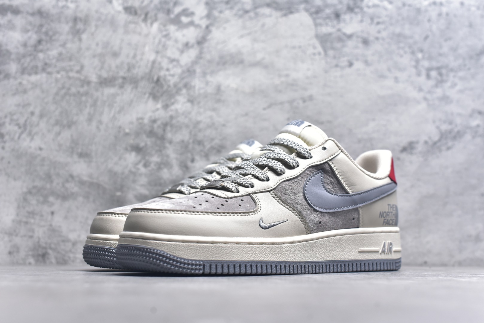 图片[2]-#Nk Air Force 1\’07 Low 北面联名 拼接猪八红尾 空军一号 低帮休闲板鞋 XZ6188-649 #原楦头原纸板 原装鞋盒 定制五金配件 内置全掌气垫 原厂鞋底 尺码：36 36.5 37.5 38 38.5 39 40 40.5 41 42 42.5 43 44 44.5 45 9.D4-选品中心