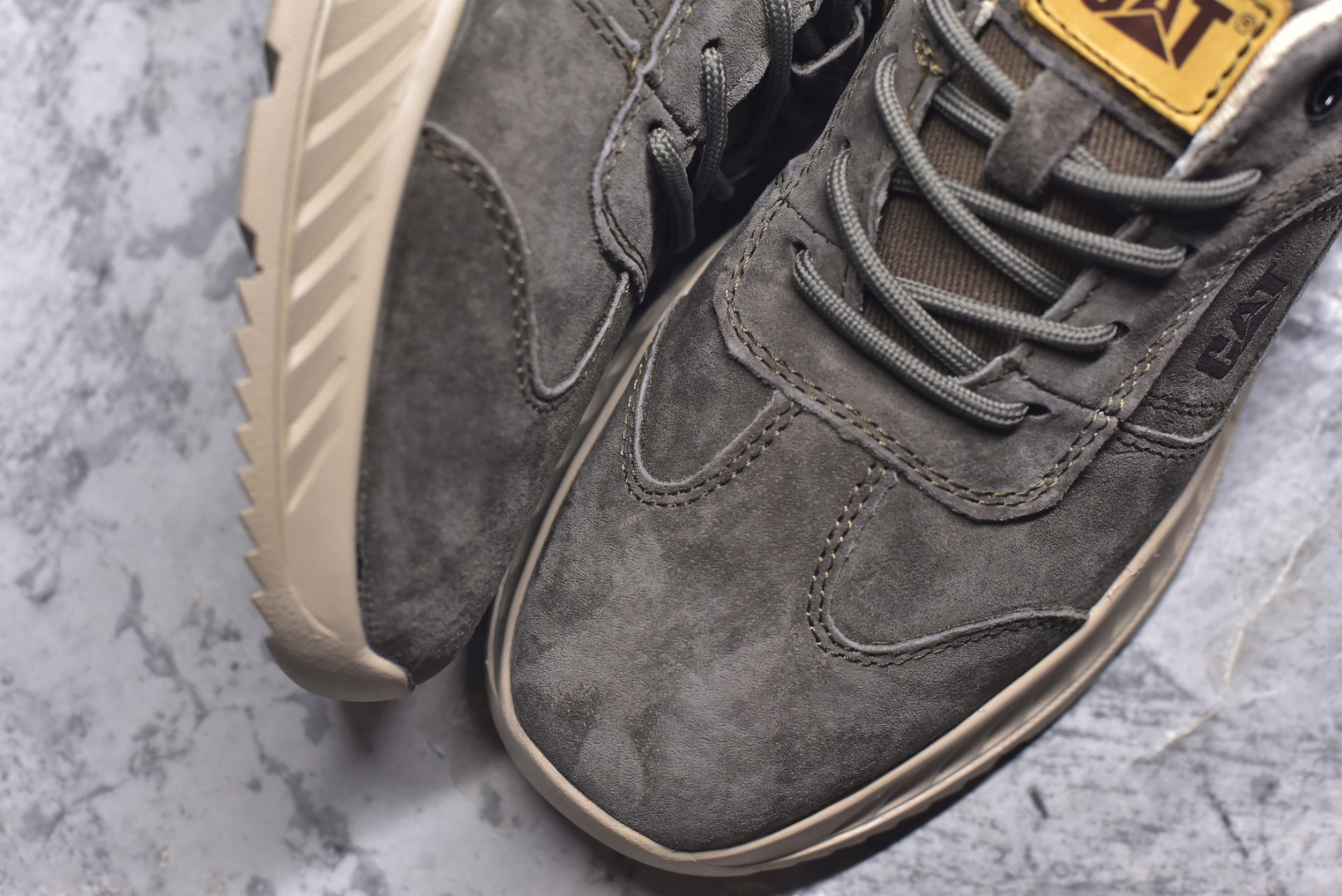 图片[8]-#CAT/卡特 Tramp Hike Low 客制款 8058 户外休闲低帮男鞋 台产耐磨麂皮材质 手工缝线固特异缝制工艺轻量柔韧橡胶防滑大底 日常随意搭配 型男必备 尺码：39 40 41 42 43 44-选品中心