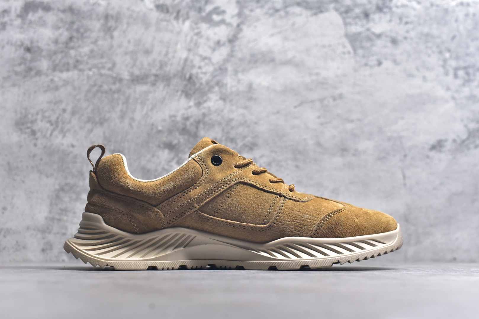 图片[3]-#CAT/卡特 Tramp Hike Low 客制款 8058 户外休闲低帮男鞋 台产耐磨麂皮材质 手工缝线固特异缝制工艺轻量柔韧橡胶防滑大底 日常随意搭配 型男必备 尺码：39 40 41 42 43 44-选品中心