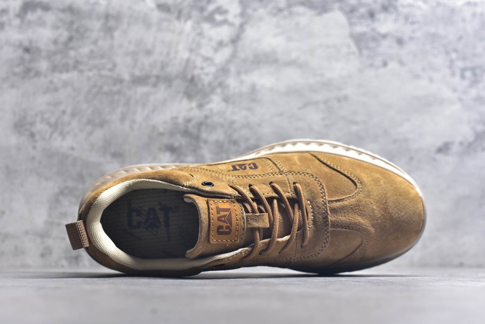 图片[4]-#CAT/卡特 Tramp Hike Low 客制款 8058 户外休闲低帮男鞋 台产耐磨麂皮材质 手工缝线固特异缝制工艺轻量柔韧橡胶防滑大底 日常随意搭配 型男必备 尺码：39 40 41 42 43 44-选品中心