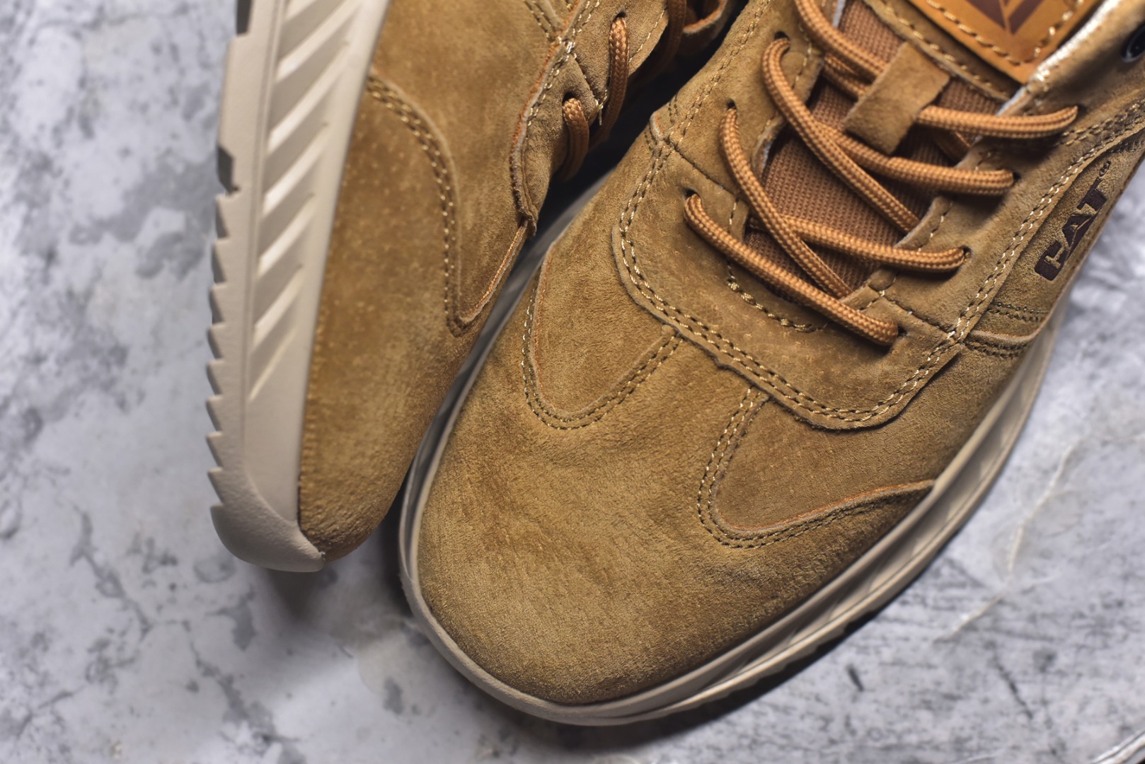 图片[8]-#CAT/卡特 Tramp Hike Low 客制款 8058 户外休闲低帮男鞋 台产耐磨麂皮材质 手工缝线固特异缝制工艺轻量柔韧橡胶防滑大底 日常随意搭配 型男必备 尺码：39 40 41 42 43 44-选品中心