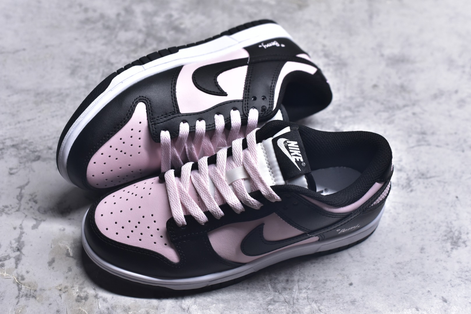 图片[7]-#Nike SB Dunk Low 黑粉色 情人节 低帮休闲板鞋 DD1391-100 尺码：35.5 36 36.5 37.5 38 38.5 39 40 9.E5-选品中心