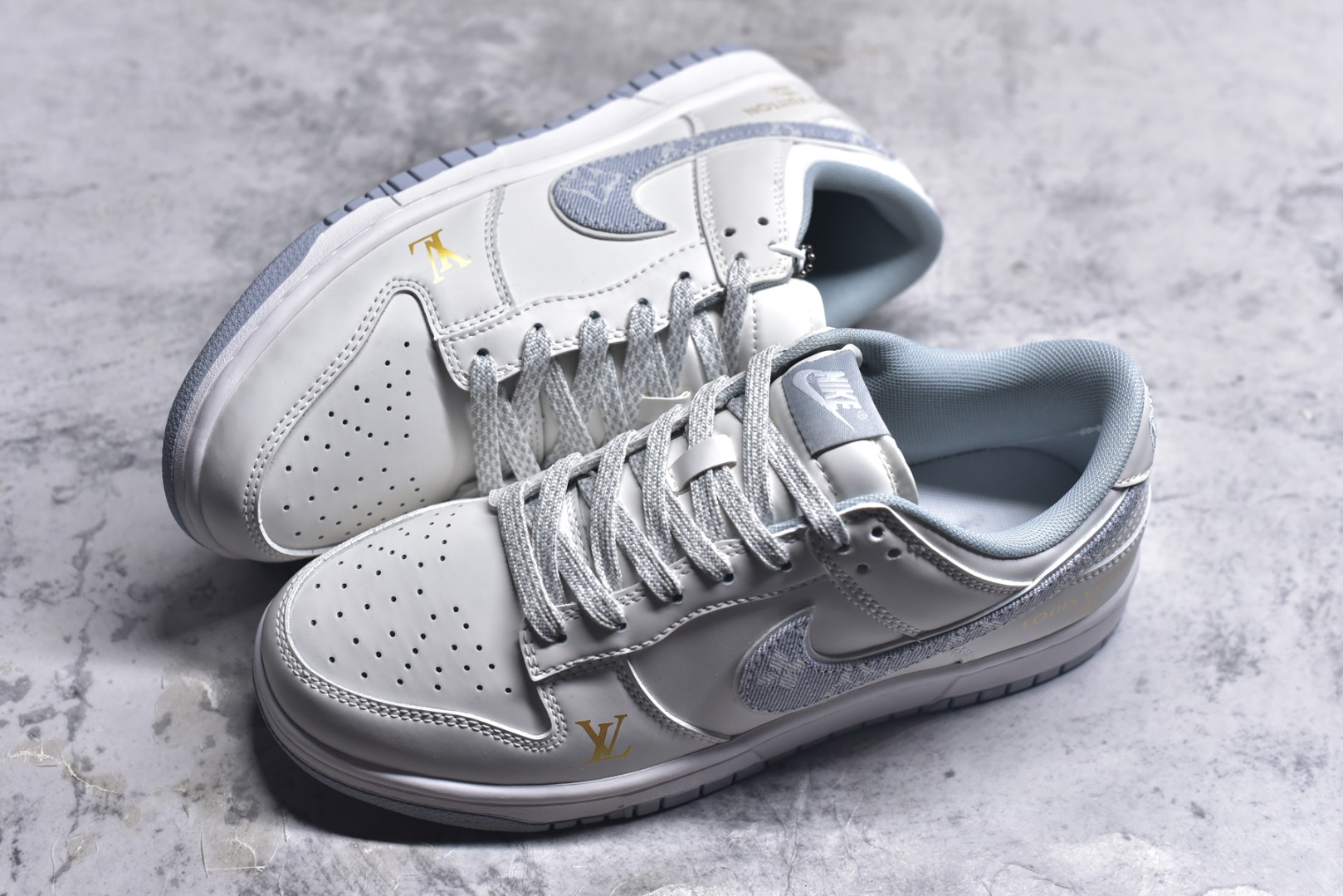 图片[7]-#Nike SB Dunk Low LV联名 灰牛仔勾 周年高端定制 低帮休闲板鞋 CS1688-126 #定制鞋盒 大厂纯原品质出货 超高清洁度 皮料切割干净无任何毛边 细节完美 尺码：36 36.5 37.5 38 38.5 39 40 40.5 41 42 42.5 43 44 44.5 45 9.E5-选品中心