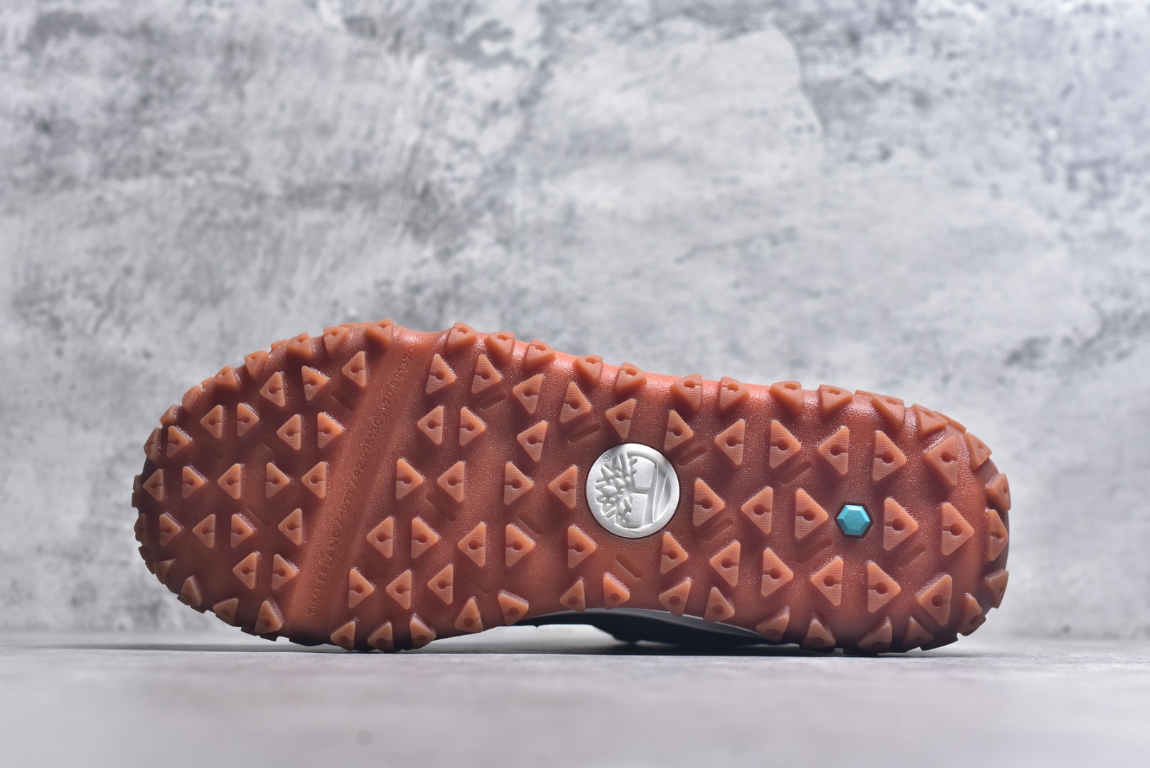 图片[6]-#Timberland添柏岚，户外高帮休闲大黄靴系列 广东大厂品质 原盒原包装 24ss新款 时尚潮流搭配 面料采用意大利🇮🇹顶级磨砂细纹牛皮 搭配防臭防腐真皮乳胶鞋垫 大底到五金都是代工厂原材料制作 同原版固特异永不开胶工艺 好货不杀猪 首单质量严格把控 全网独家首发 品质毋庸置疑 全套官网统一包装 给您完美的穿着体验 质量考究耐穿 型男必备 专治不帅 高品质脚感一流 今年冬季防寒户外专用 日常随意搭配 货号：TB-0A6A98-Y55 尺码：40-41-41.5-42-43-43.5-44-44.5-45-45.5-46-选品中心