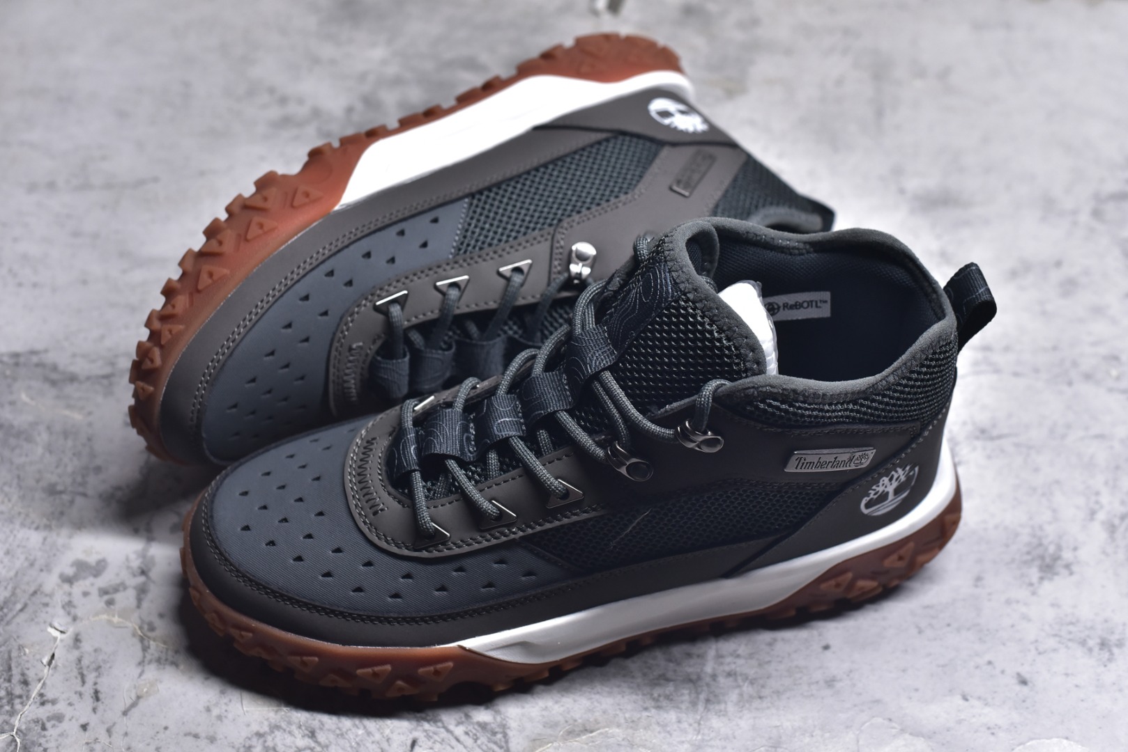 图片[7]-#Timberland添柏岚，户外高帮休闲大黄靴系列 广东大厂品质 原盒原包装 24ss新款 时尚潮流搭配 面料采用意大利🇮🇹顶级磨砂细纹牛皮 搭配防臭防腐真皮乳胶鞋垫 大底到五金都是代工厂原材料制作 同原版固特异永不开胶工艺 好货不杀猪 首单质量严格把控 全网独家首发 品质毋庸置疑 全套官网统一包装 给您完美的穿着体验 质量考究耐穿 型男必备 专治不帅 高品质脚感一流 今年冬季防寒户外专用 日常随意搭配 货号：TB-0A6A98-Y55 尺码：40-41-41.5-42-43-43.5-44-44.5-45-45.5-46-选品中心