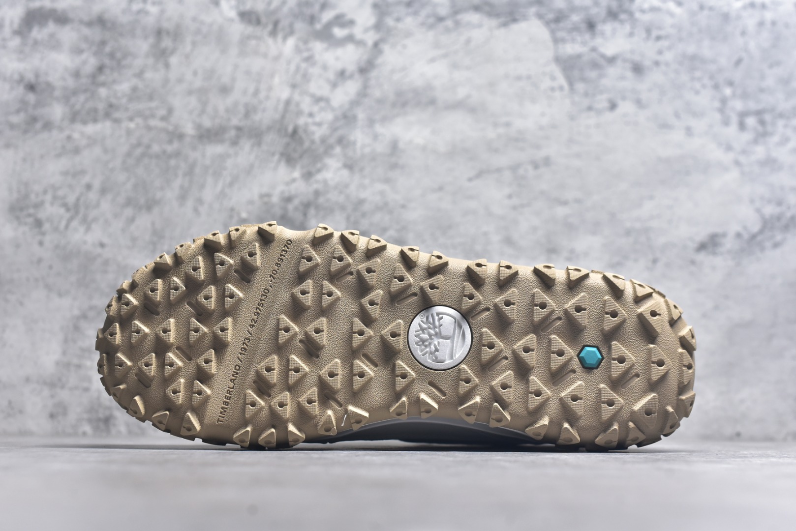 图片[6]-#Timberland添柏岚，户外高帮休闲大黄靴系列 广东大厂品质 原盒原包装 24ss新款 时尚潮流搭配 面料采用意大利🇮🇹顶级磨砂细纹牛皮 搭配防臭防腐真皮乳胶鞋垫 大底到五金都是代工厂原材料制作 同原版固特异永不开胶工艺 好货不杀猪 首单质量严格把控 全网独家首发 品质毋庸置疑 全套官网统一包装 给您完美的穿着体验 质量考究耐穿 型男必备 专治不帅 高品质脚感一流 今年冬季防寒户外专用 日常随意搭配 货号：TB-0A6CW1-EUY 尺码：40-41-41.5-42-43-43.5-44-44.5-45-45.5-46-选品中心