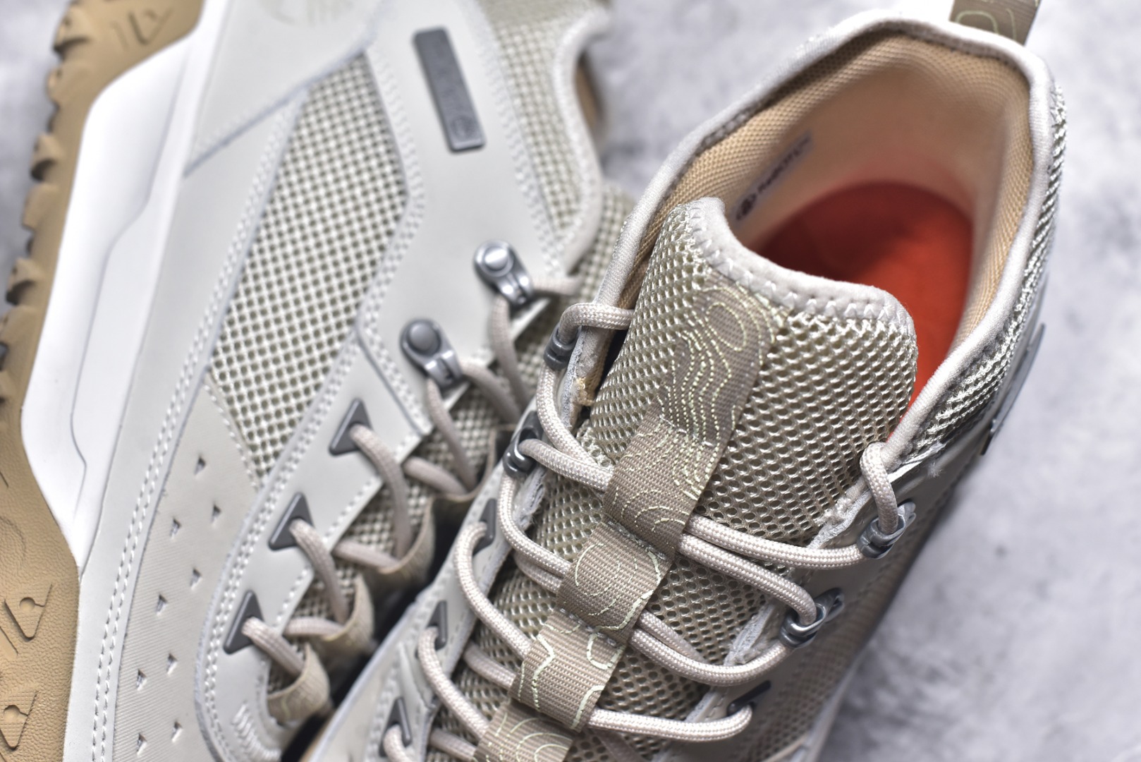 图片[9]-#Timberland添柏岚，户外高帮休闲大黄靴系列 广东大厂品质 原盒原包装 24ss新款 时尚潮流搭配 面料采用意大利🇮🇹顶级磨砂细纹牛皮 搭配防臭防腐真皮乳胶鞋垫 大底到五金都是代工厂原材料制作 同原版固特异永不开胶工艺 好货不杀猪 首单质量严格把控 全网独家首发 品质毋庸置疑 全套官网统一包装 给您完美的穿着体验 质量考究耐穿 型男必备 专治不帅 高品质脚感一流 今年冬季防寒户外专用 日常随意搭配 货号：TB-0A6CW1-EUY 尺码：40-41-41.5-42-43-43.5-44-44.5-45-45.5-46-选品中心