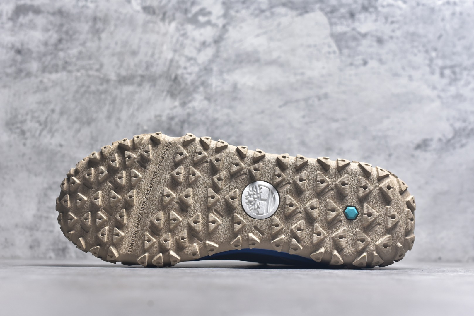 图片[6]-#Timberland添柏岚，户外高帮休闲大黄靴系列 广东大厂品质 原盒原包装 24ss新款 时尚潮流搭配 面料采用意大利🇮🇹顶级磨砂细纹牛皮 搭配防臭防腐真皮乳胶鞋垫 大底到五金都是代工厂原材料制作 同原版固特异永不开胶工艺 好货不杀猪 首单质量严格把控 全网独家首发 品质毋庸置疑 全套官网统一包装 给您完美的穿着体验 质量考究耐穿 型男必备 专治不帅 高品质脚感一流 今年冬季防寒户外专用 日常随意搭配 货号：TB-0A5TMG-991 尺码：40-41-41.5-42-43-43.5-44-44.5-45-45.5-46-选品中心