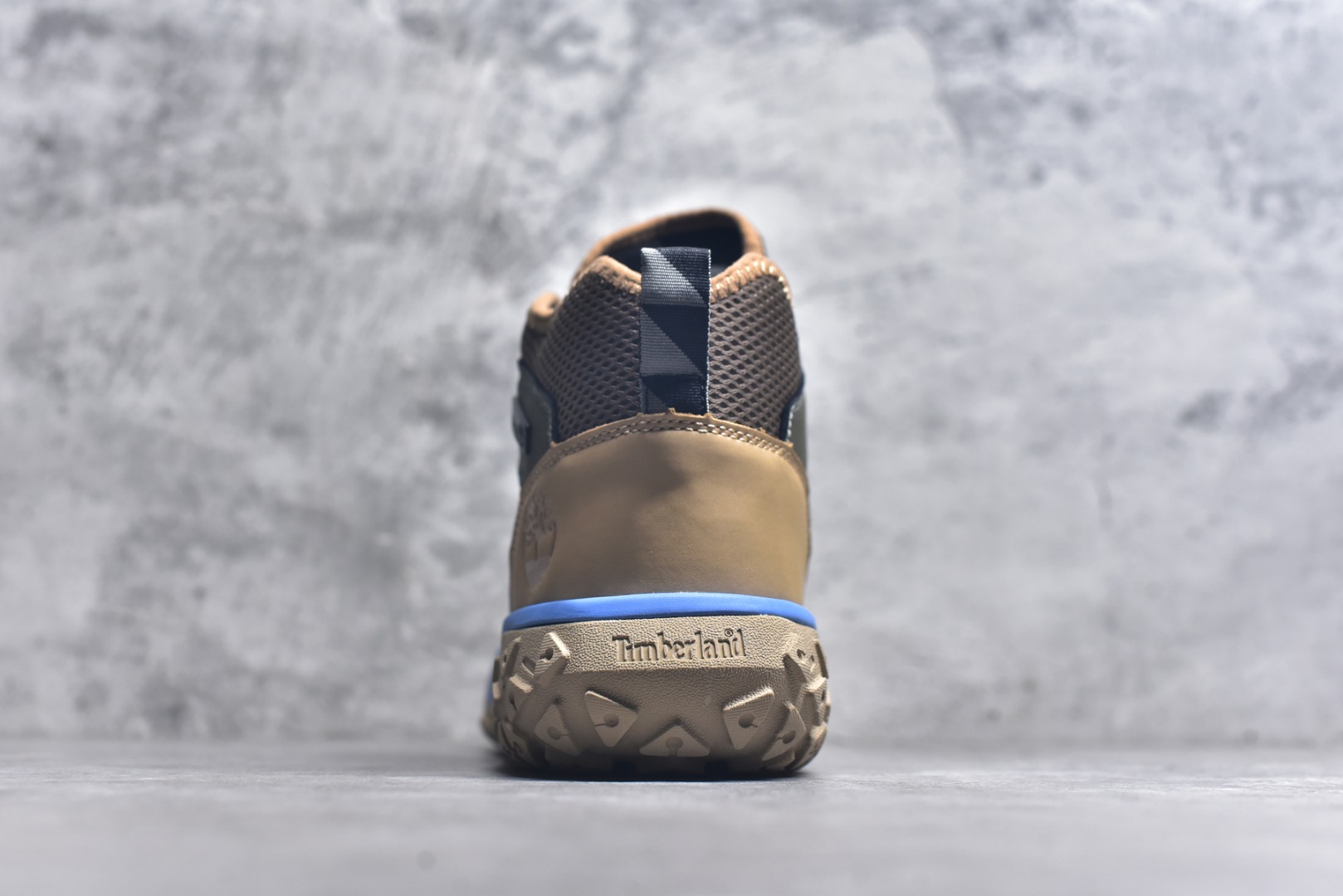 图片[5]-#Timberland添柏岚，户外高帮休闲大黄靴系列 广东大厂品质 原盒原包装 24ss新款 时尚潮流搭配 面料采用意大利🇮🇹顶级磨砂细纹牛皮 搭配防臭防腐真皮乳胶鞋垫 大底到五金都是代工厂原材料制作 同原版固特异永不开胶工艺 好货不杀猪 首单质量严格把控 全网独家首发 品质毋庸置疑 全套官网统一包装 给您完美的穿着体验 质量考究耐穿 型男必备 专治不帅 高品质脚感一流 今年冬季防寒户外专用 日常随意搭配 货号：TB-0A5TMG-991 尺码：40-41-41.5-42-43-43.5-44-44.5-45-45.5-46-选品中心