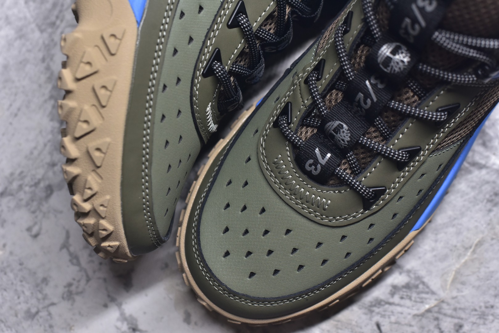 图片[8]-#Timberland添柏岚，户外高帮休闲大黄靴系列 广东大厂品质 原盒原包装 24ss新款 时尚潮流搭配 面料采用意大利🇮🇹顶级磨砂细纹牛皮 搭配防臭防腐真皮乳胶鞋垫 大底到五金都是代工厂原材料制作 同原版固特异永不开胶工艺 好货不杀猪 首单质量严格把控 全网独家首发 品质毋庸置疑 全套官网统一包装 给您完美的穿着体验 质量考究耐穿 型男必备 专治不帅 高品质脚感一流 今年冬季防寒户外专用 日常随意搭配 货号：TB-0A5TMG-991 尺码：40-41-41.5-42-43-43.5-44-44.5-45-45.5-46-选品中心