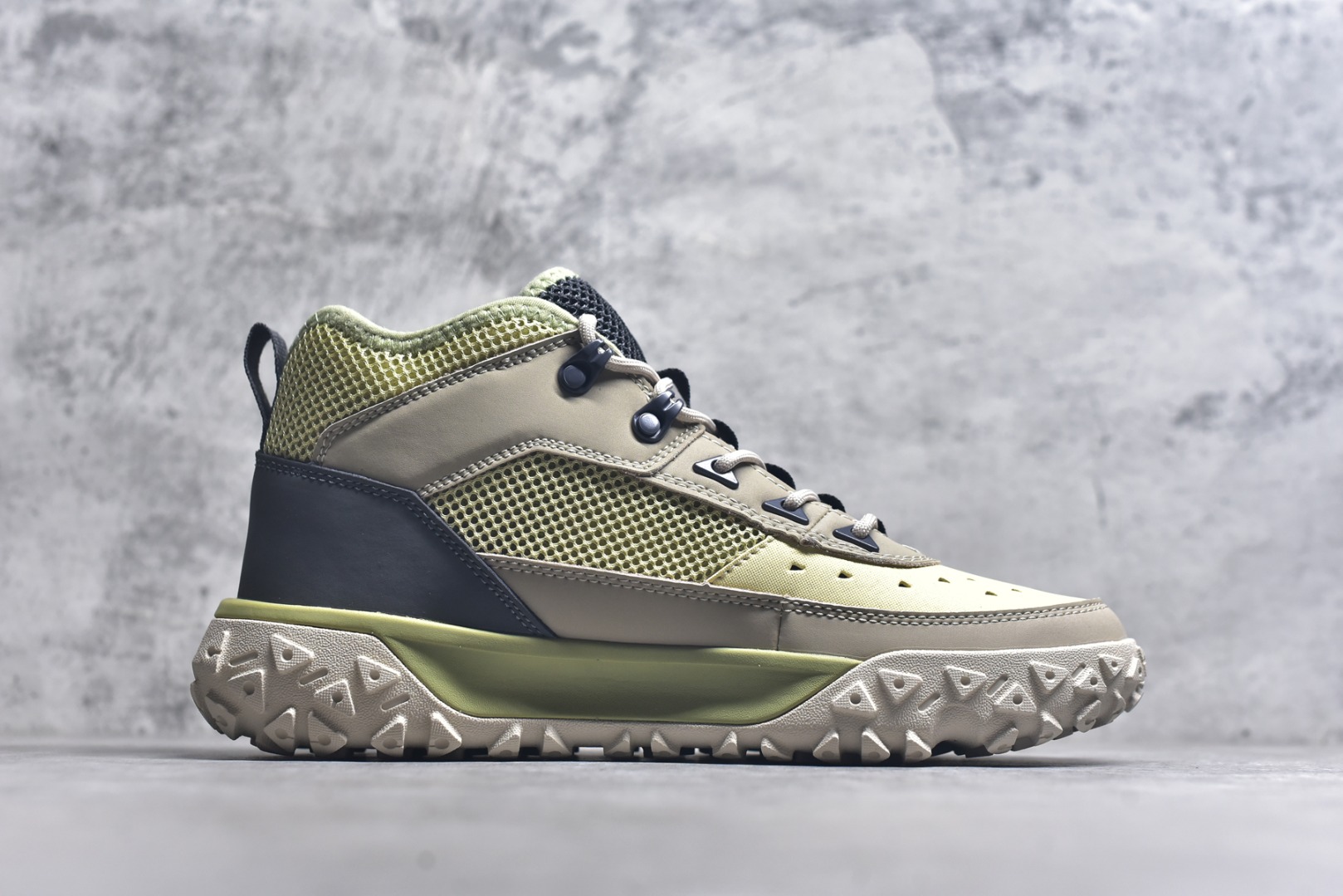 图片[3]-#Timberland添柏岚，户外高帮休闲大黄靴系列 广东大厂品质 原盒原包装 24ss新款 时尚潮流搭配 面料采用意大利🇮🇹顶级磨砂细纹牛皮 搭配防臭防腐真皮乳胶鞋垫 大底到五金都是代工厂原材料制作 同原版固特异永不开胶工艺 好货不杀猪 首单质量严格把控 全网独家首发 品质毋庸置疑 全套官网统一包装 给您完美的穿着体验 质量考究耐穿 型男必备 专治不帅 高品质脚感一流 今年冬季防寒户外专用 日常随意搭配 货号：TB-0A6CW1-EXO 尺码：40-41-41.5-42-43-43.5-44-44.5-45-45.5-46-选品中心