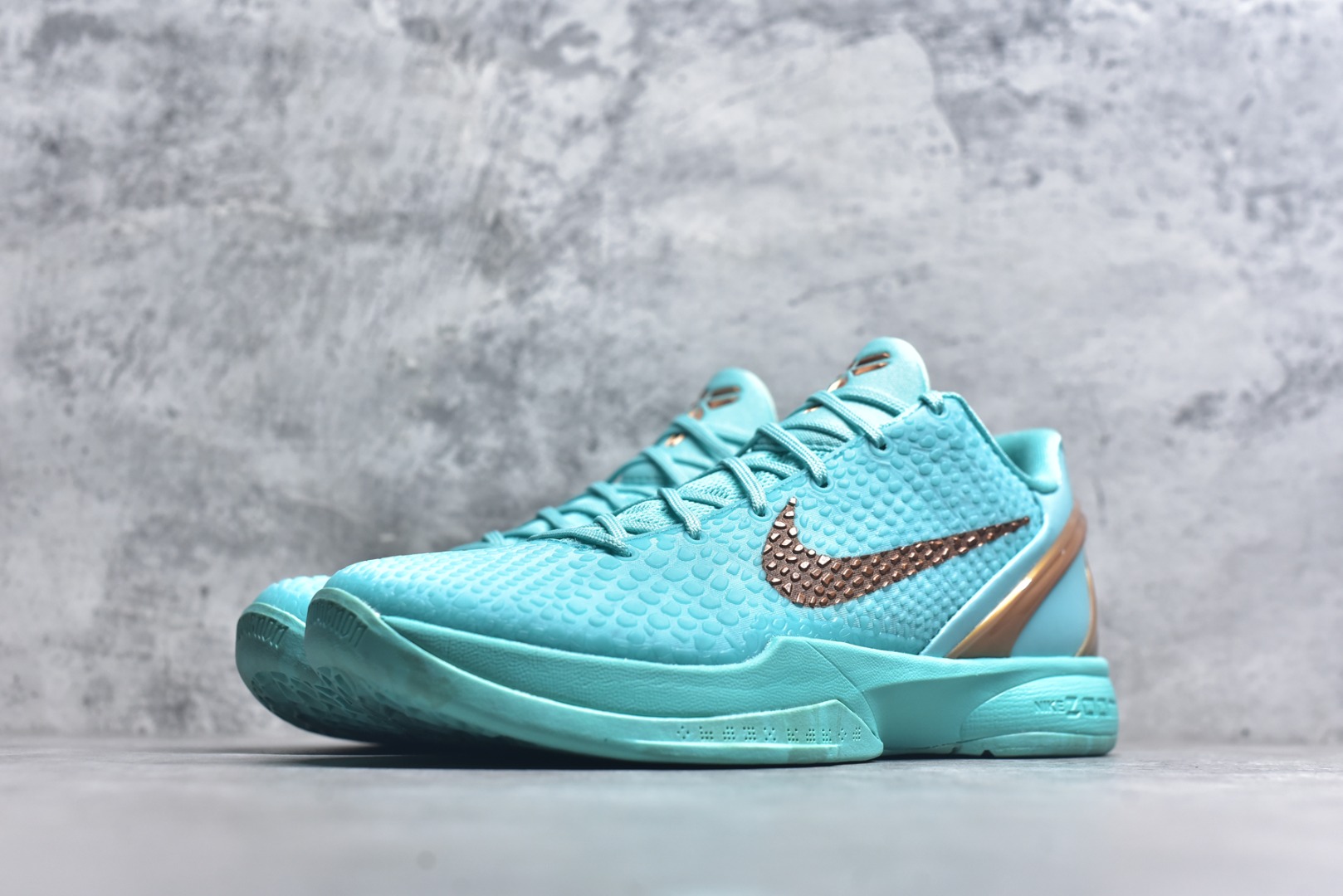 图片[2]-#NK Zoom Kobe 6 科比六代 前后气垫加持 信仰绝不减配 市售唯一PROTRO复刻版开发货品 全鞋身材料卡色独家定制 SWOOSH 蛇鳞 正确珠光效果（内嵌珍珠粉）独家前掌Zoom Turbo 后掌马蹄Zoom缓震 内置全真动态飞线 独家复刻U型缓震垫带独立钢印 十年情怀 这里完美落地 致力打造最强ZK系列 货号：IQ5774-300 尺码：40-48-选品中心