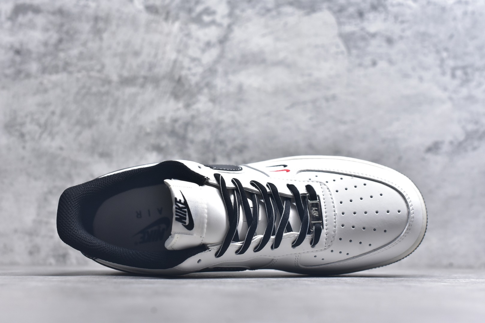 图片[4]-#Nike Air Force 1\’07 Low 斯图西联名 米黑勾黑底 空军一号低帮休闲板鞋 CS5288-037 #原楦头原纸板 原装鞋盒 定制五金配件 内置全掌气垫 原厂鞋底 尺码：36 36.5 37.5 38 38.5 39 40 40.5 41 42 42.5 43 44 44.5 45 9.D4-选品中心