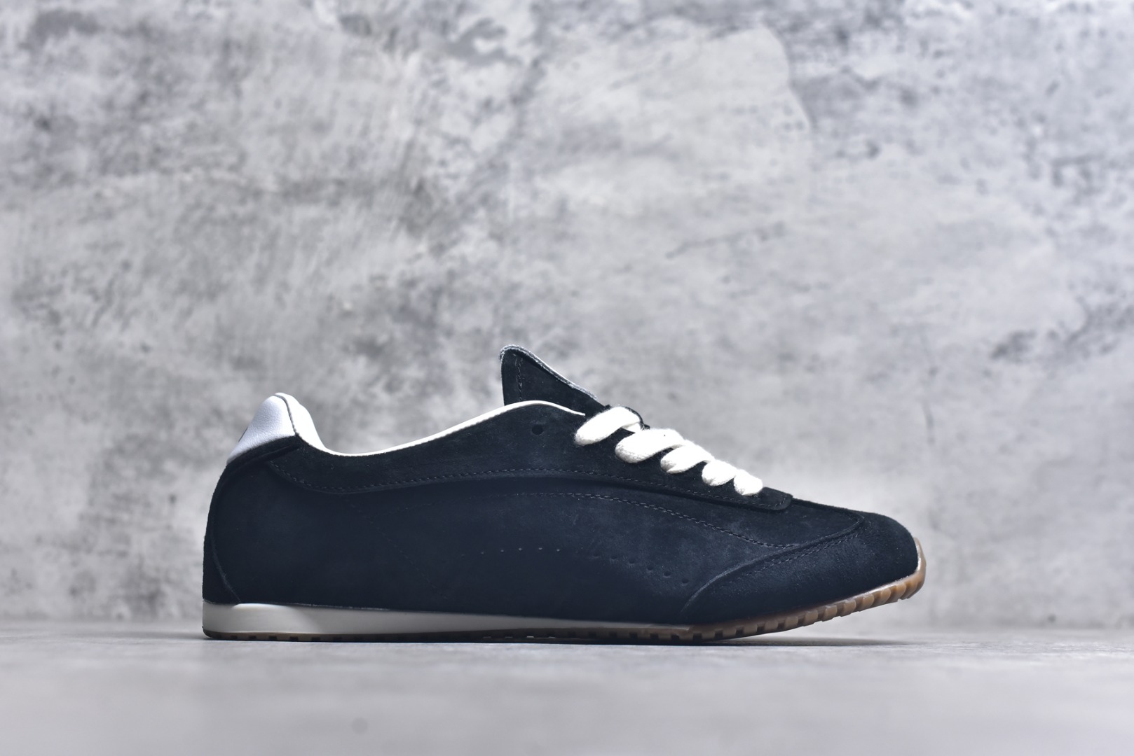 图片[3]-#Alo Yoga Sunset Sneaker 徳训生活休闲鞋 黑色 尺码：36 36.5 37 37.5 38 38.5 39 40 41 41.5 42 42.5 43 44 45 9.D4-选品中心