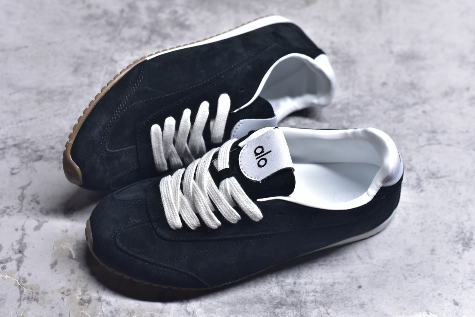 图片[7]-#Alo Yoga Sunset Sneaker 徳训生活休闲鞋 黑色 尺码：36 36.5 37 37.5 38 38.5 39 40 41 41.5 42 42.5 43 44 45 9.D4-选品中心