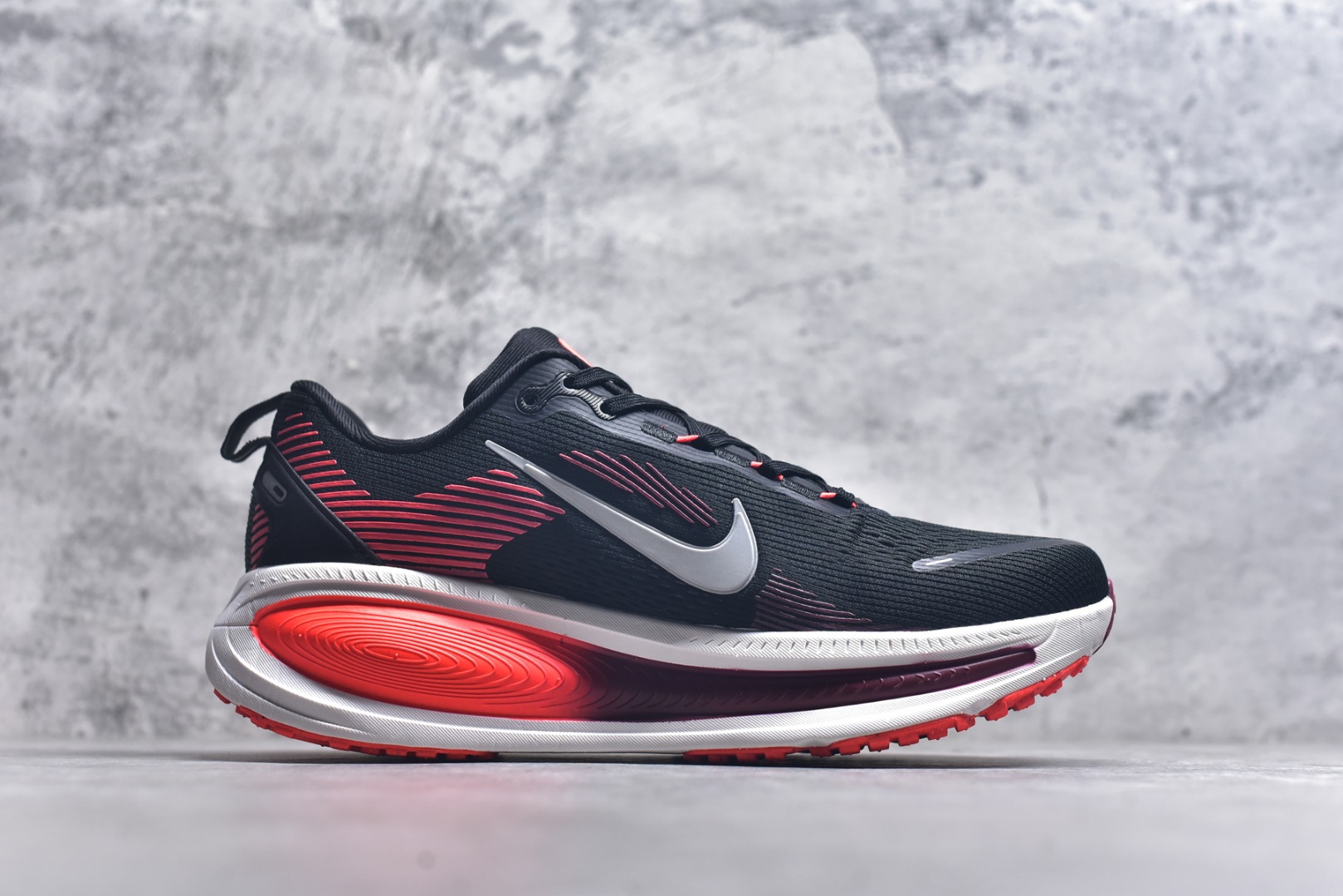 图片[3]-#ZOOM 登月 V18 黑红 HM6803-008 男女鞋 尺码 36 36.5 37 38 38.5 39 40 40.5 41 42 42.5 43 44 44.5 45-选品中心