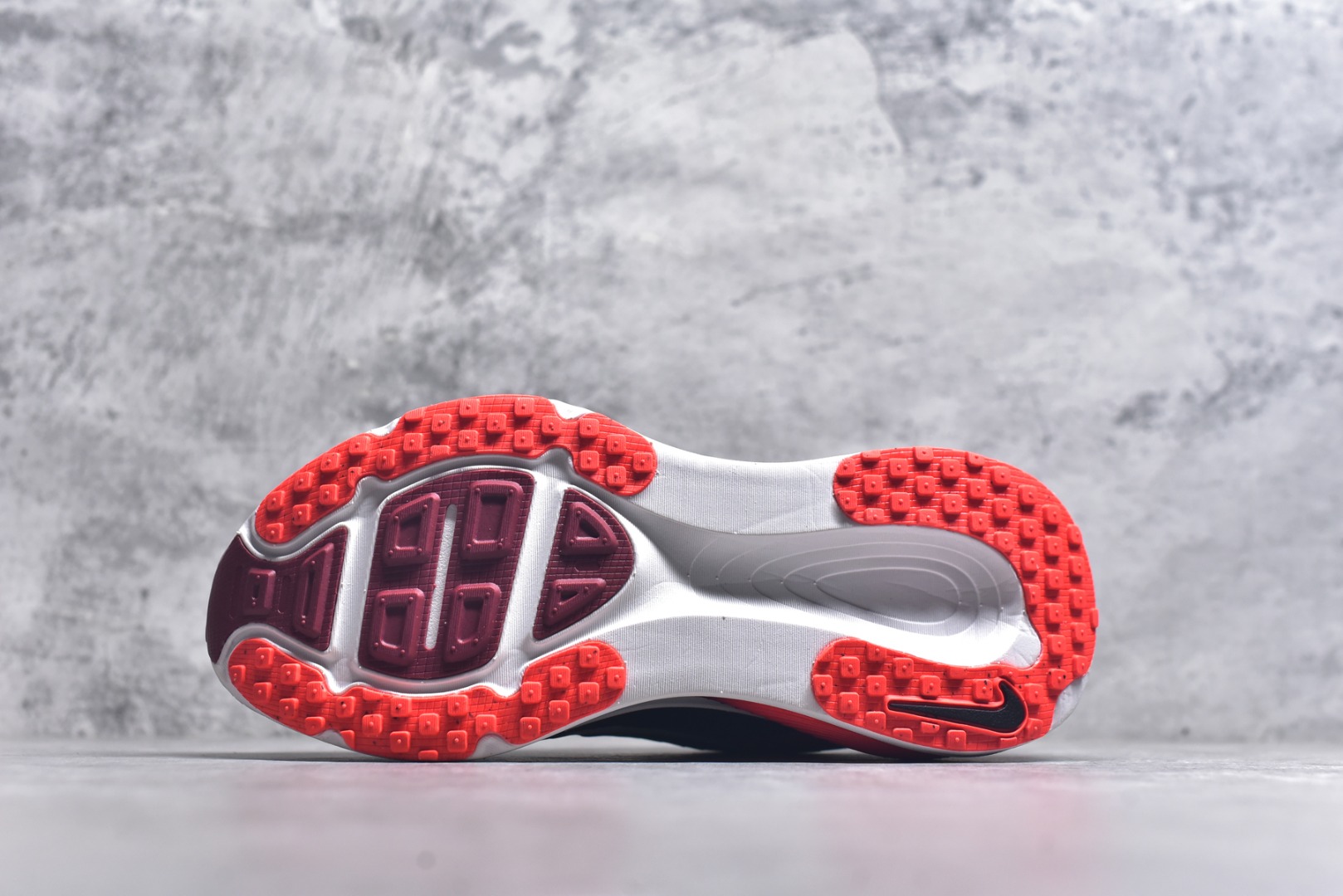 图片[6]-#ZOOM 登月 V18 黑红 HM6803-008 男女鞋 尺码 36 36.5 37 38 38.5 39 40 40.5 41 42 42.5 43 44 44.5 45-选品中心