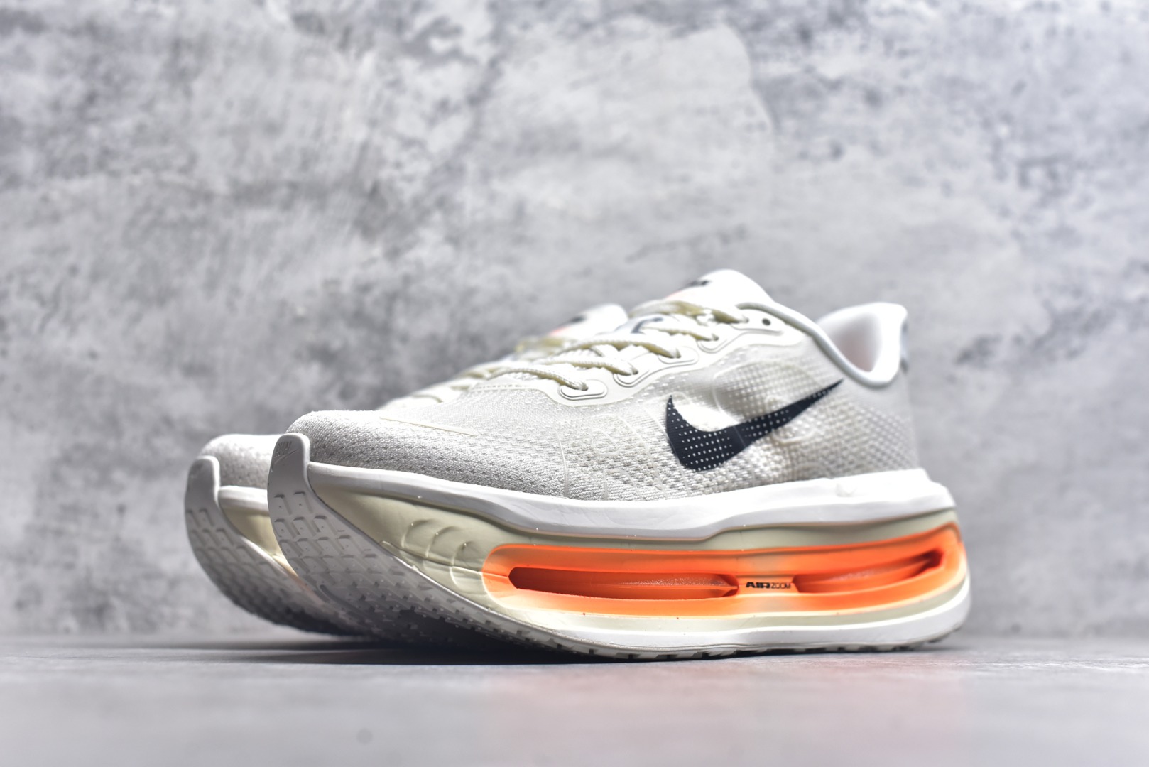 图片[2]-#V19 白橙 HQ2050-100 男女鞋 36 36.5 37.5 38 38.5 39 40 40.5 41 42 42.5 43 44 45-选品中心