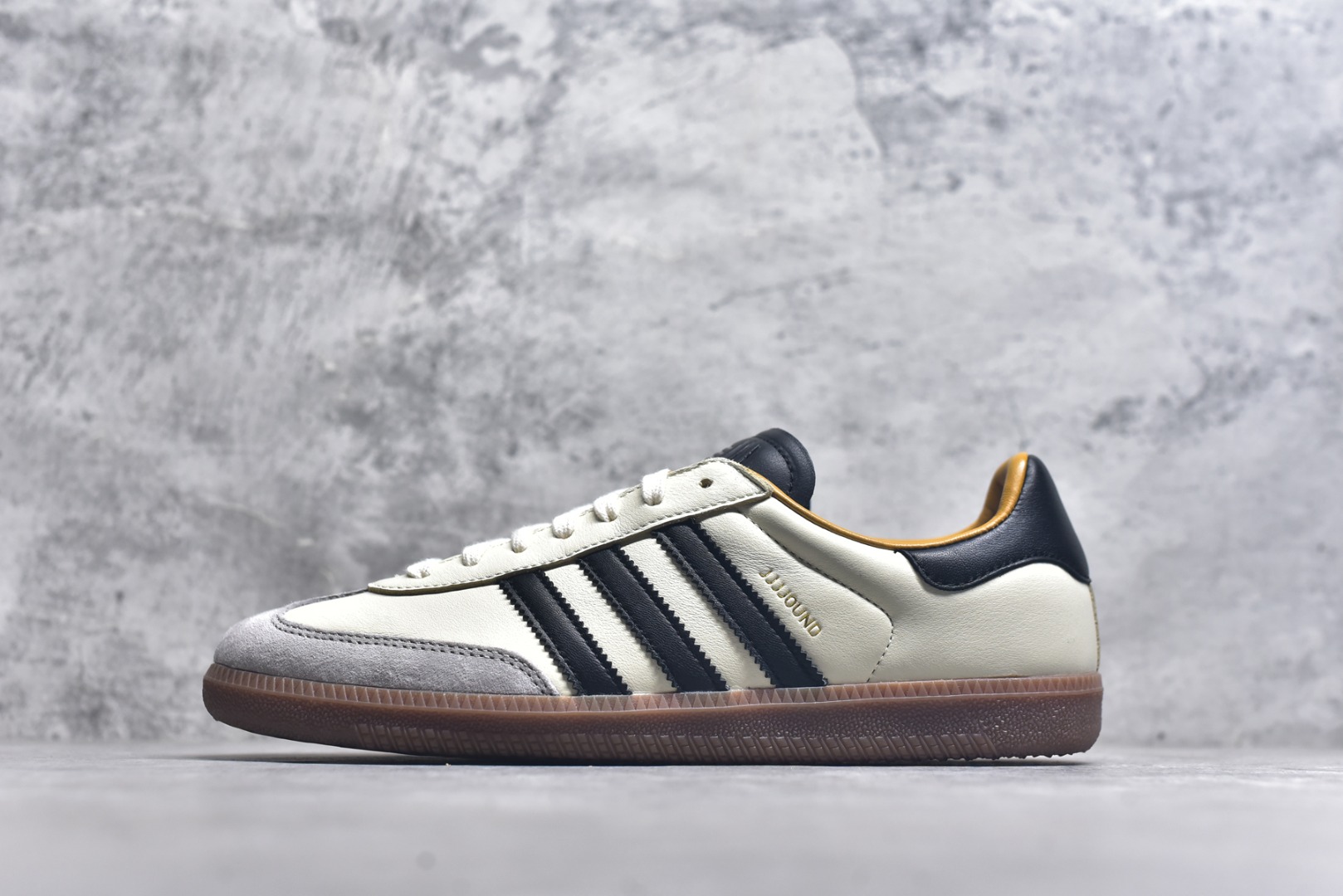 #JJJJound x AD Originals Samba Classic\