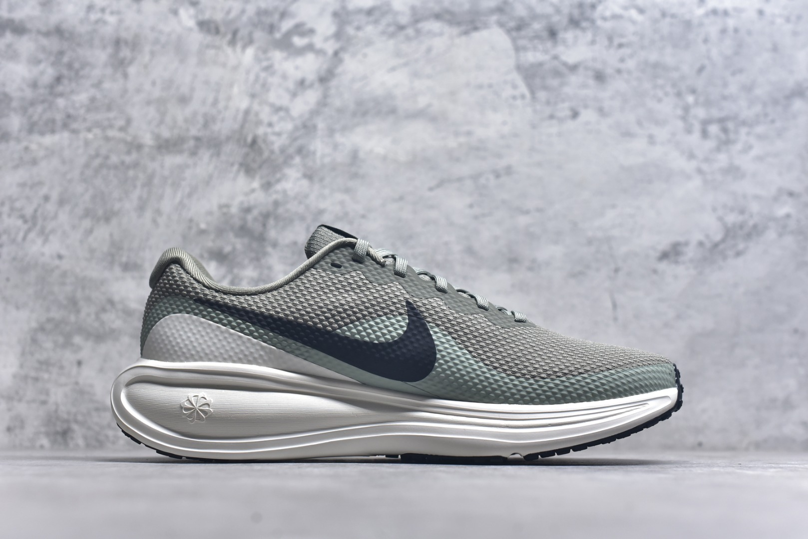 图片[3]-#NIKE REVOLUTION 8轻盈跑鞋舒适百搭防滑耐磨 低帮 休闲跑步鞋 货号：HJ9198 300 尺码：39 40 40.5 41 42 42.5 43 44 44.5 45-选品中心