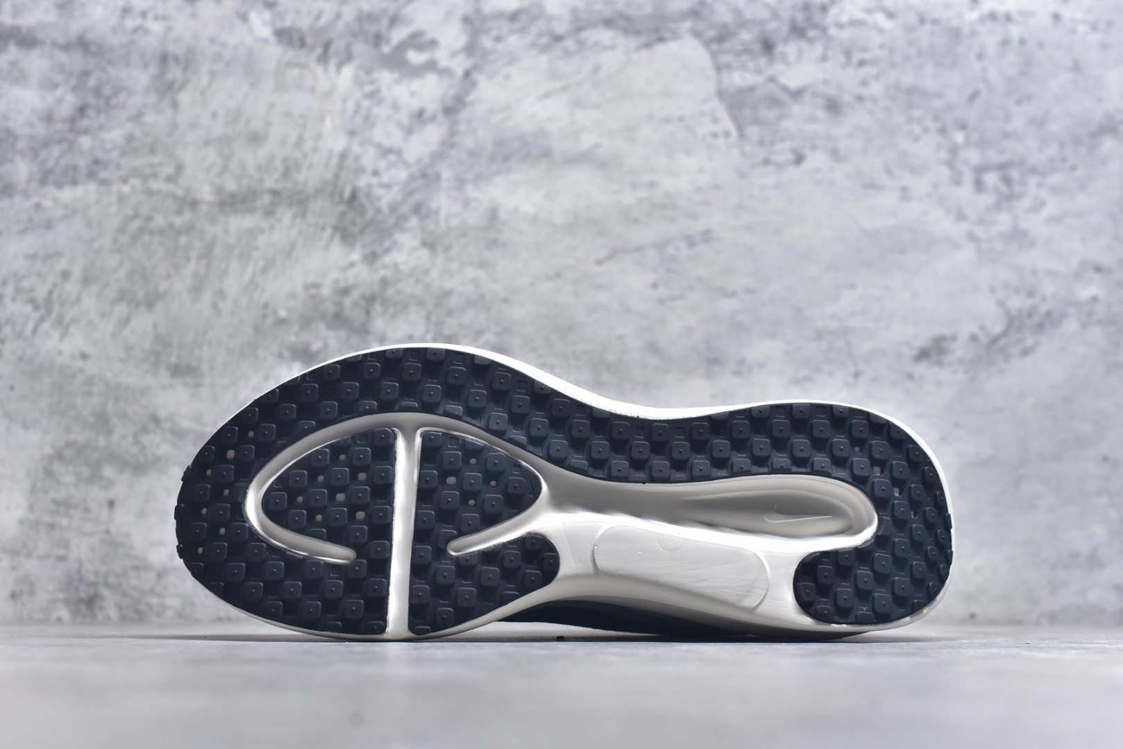 图片[6]-#NIKE REVOLUTION 8轻盈跑鞋舒适百搭防滑耐磨 低帮 休闲跑步鞋 货号：HJ9198 300 尺码：39 40 40.5 41 42 42.5 43 44 44.5 45-选品中心